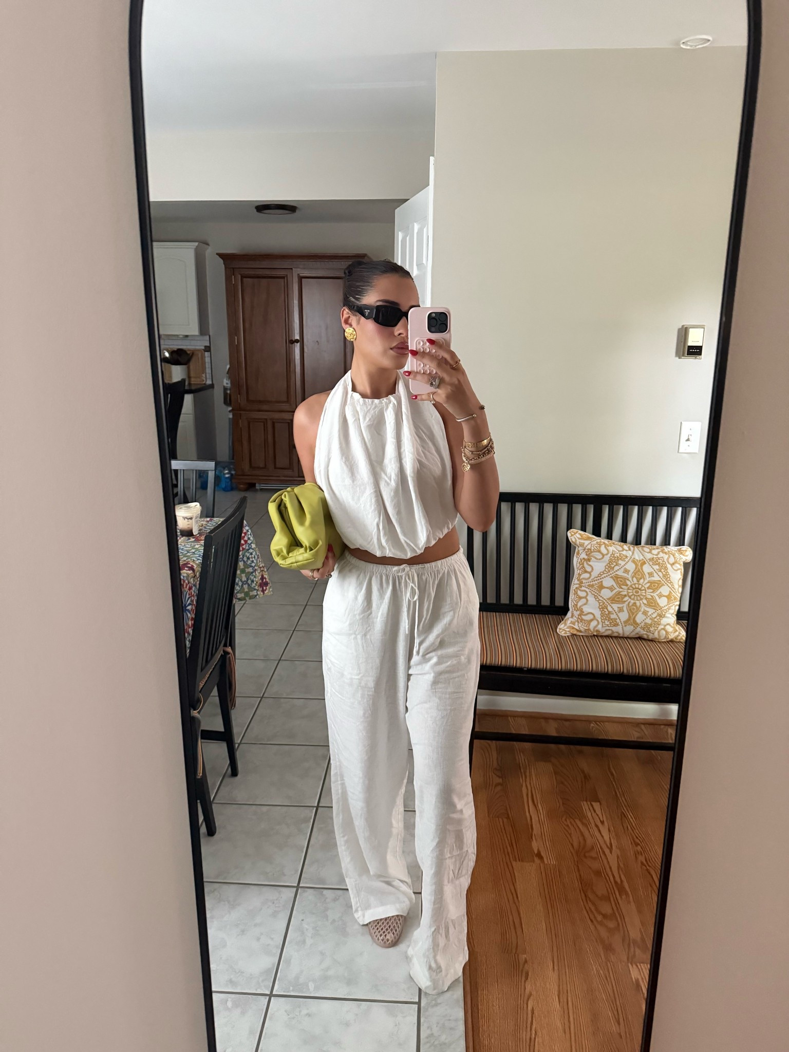 Size 4 top, size 6 pants 