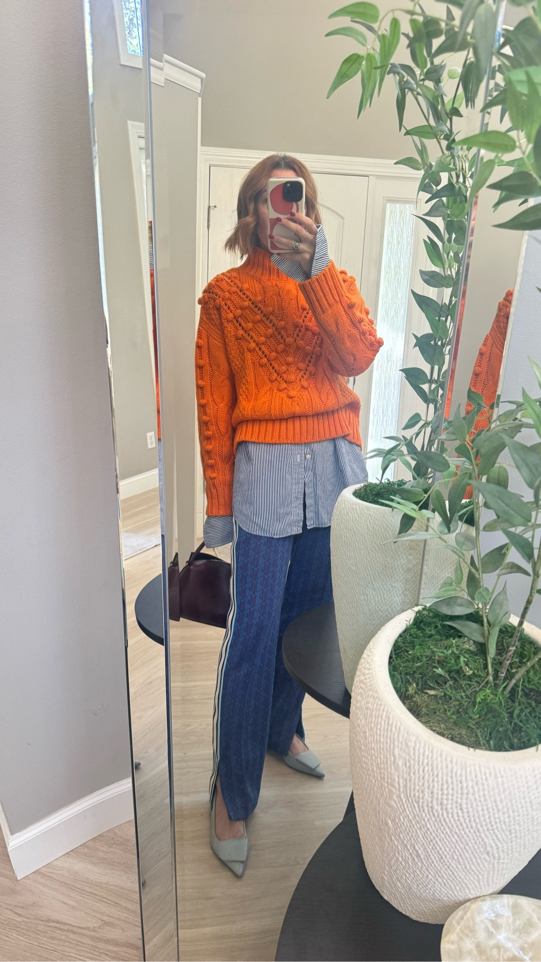 Stitch gun is a game changer to get your clothes to stay exactly where you want them. 