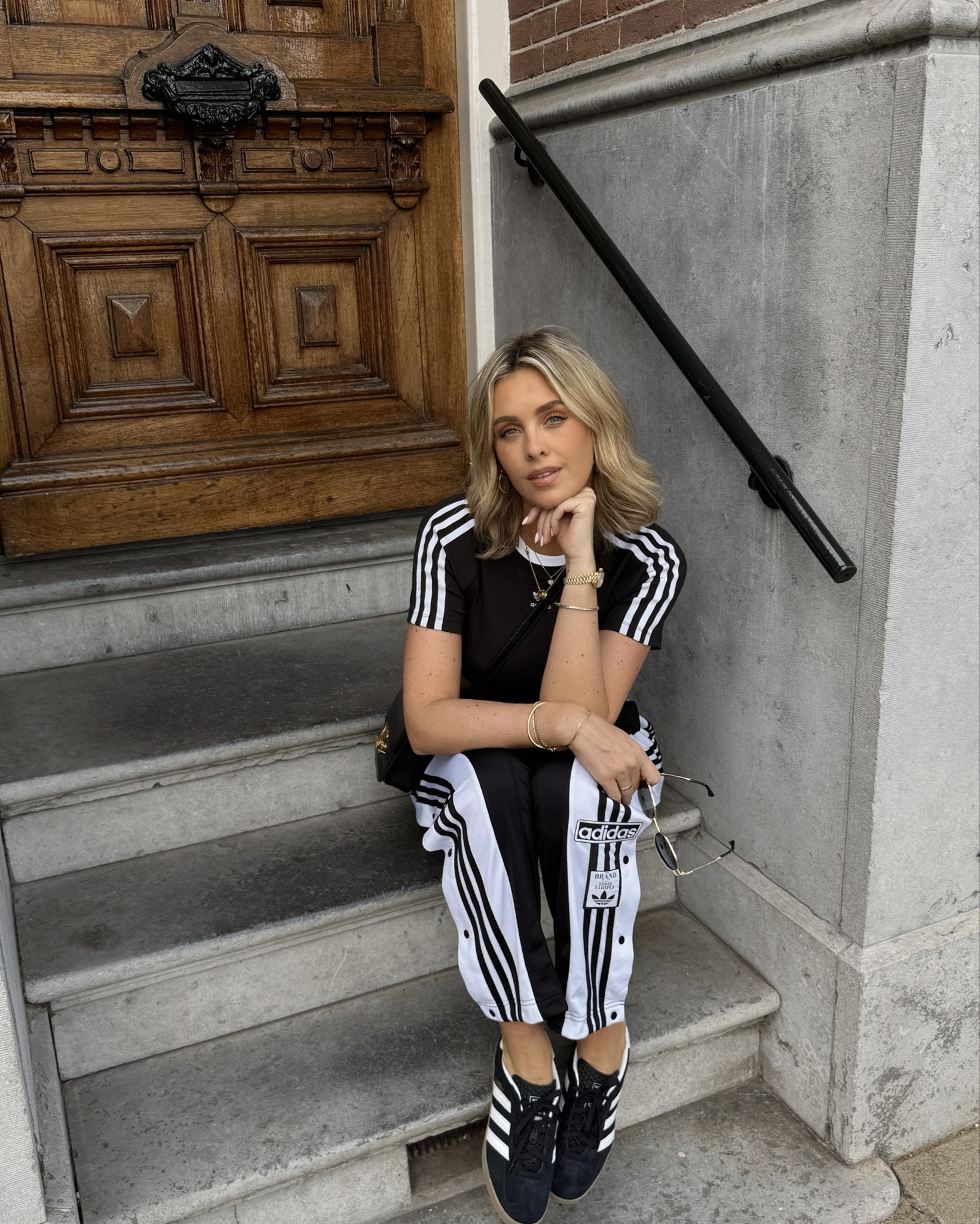 Becoming a mommy sometimes means dressing comfortable, but comfortable doesn’t mean not fashionable! 
So this @adidas look is my new go to comfy yet fashionable look! I love the retro vibes of both the sneakers and pants!
Ps. Are you team Samba or team Gazelle? #moderosa #adidas #adidasoriginals #ad  

#LTKnederlands #LTKsummer #LTKfitness