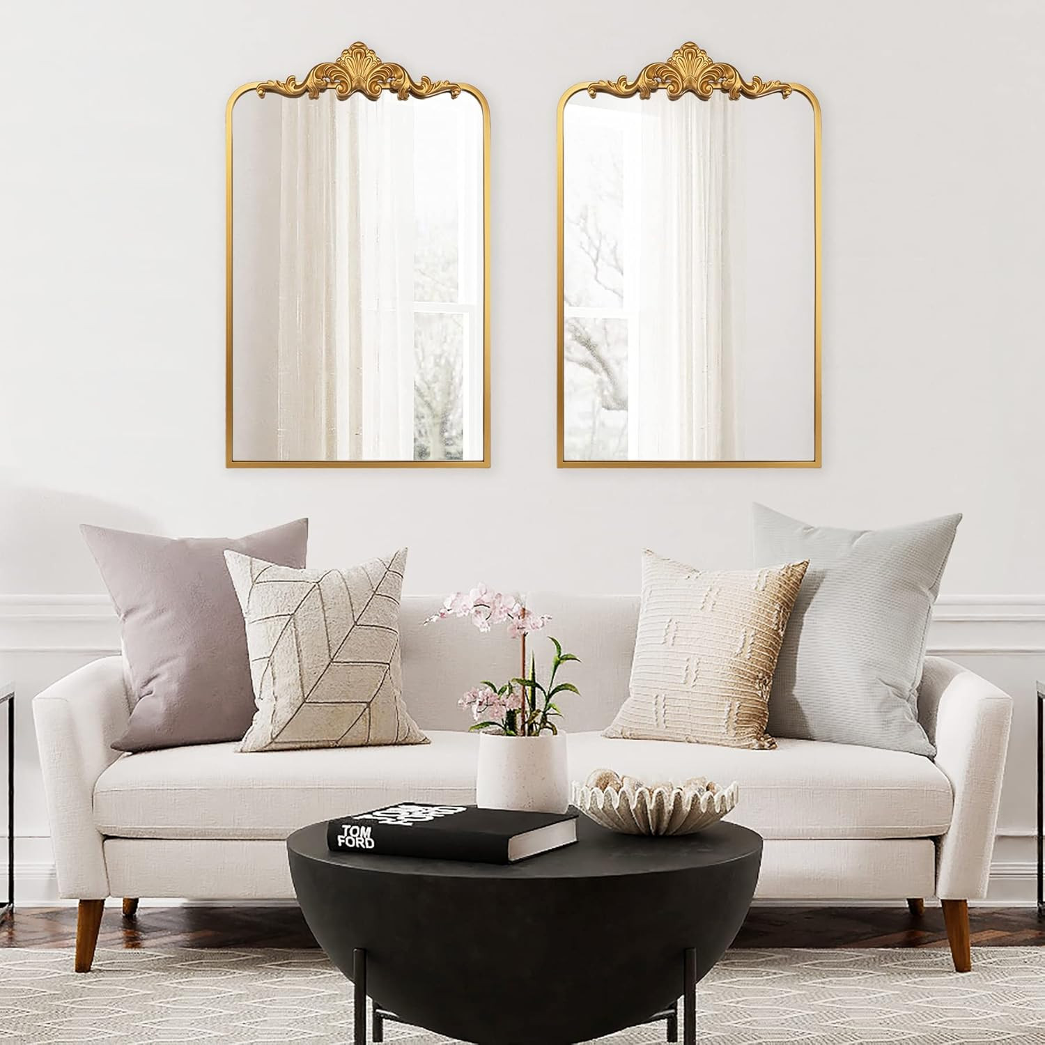 Ruomeng Traditional Wall Mirror, Baroque Inspired Wall Décor, Gold Accent Mirror for Vanity Entr... | Amazon (US)