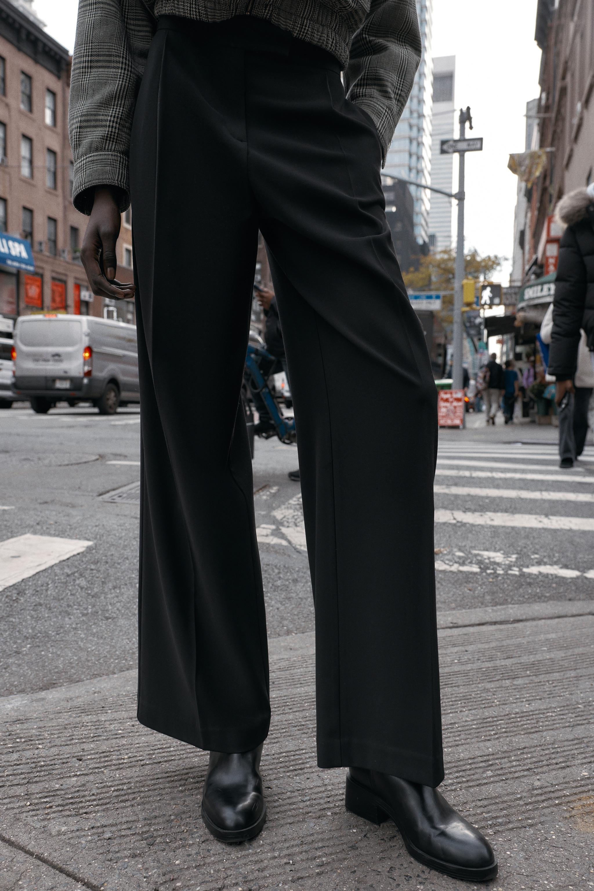 HIGH-WAISTED WIDE-LEG PANTS | Zara Canada