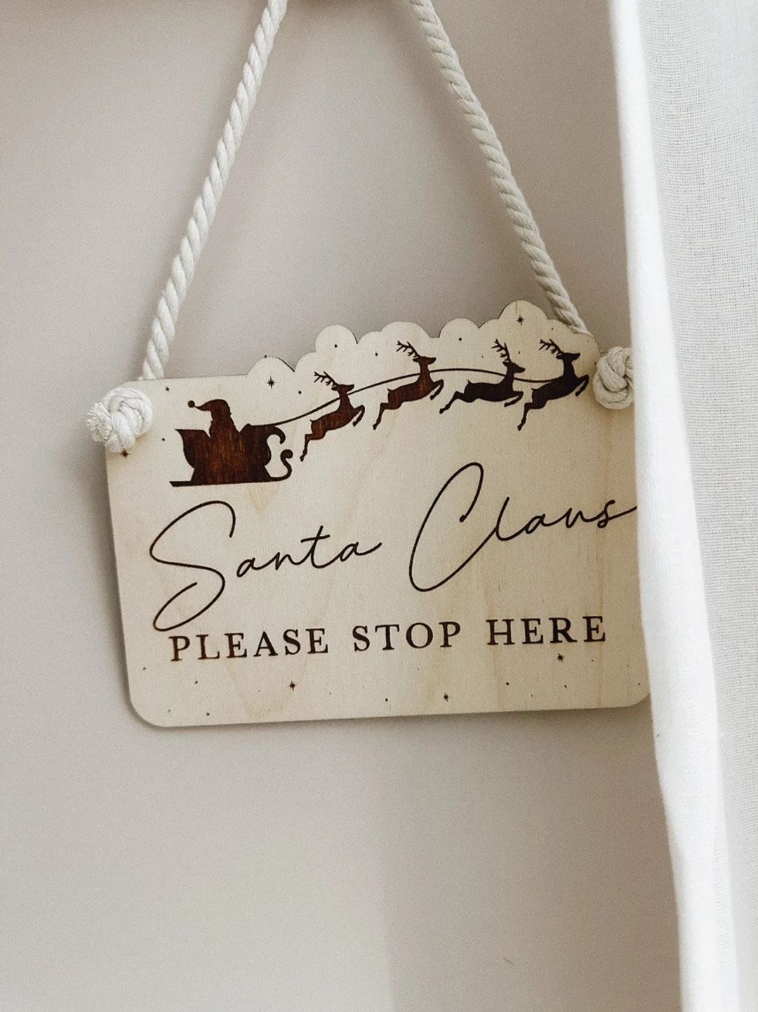 Santa Claus Please Stop Here Sign Christmas Holiday Decor - Etsy | Etsy (US)