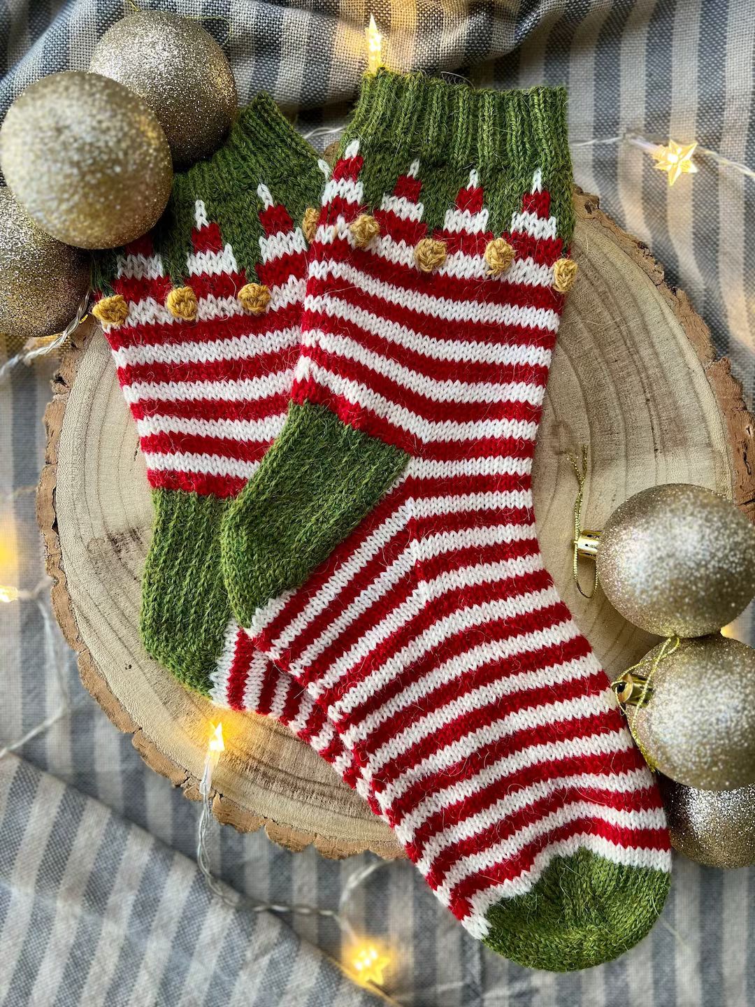 Christmas Cheer Sock PATTERN for Hand Knitted Elf Socks Sizes - Etsy Slovakia | Etsy (EU)