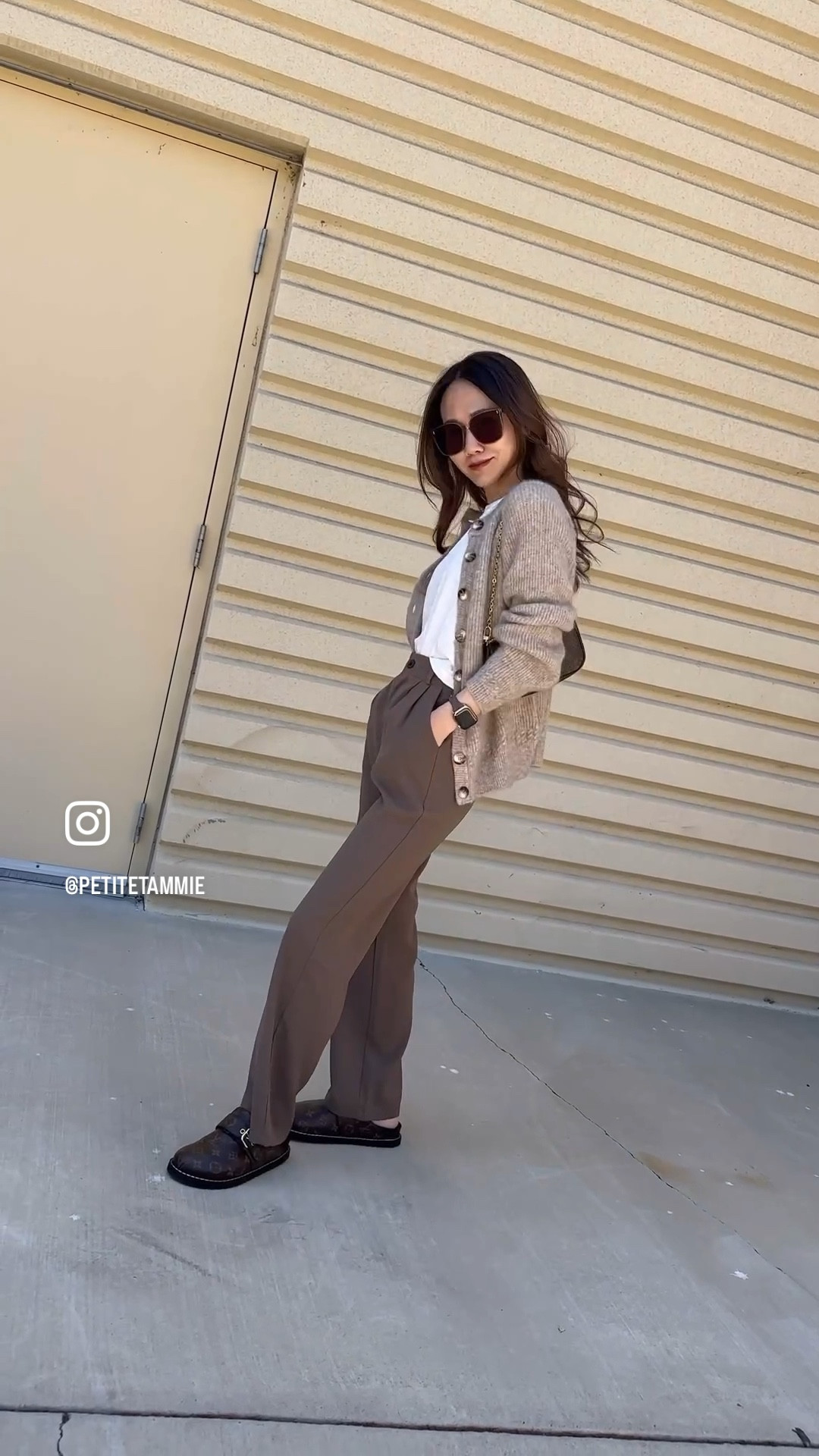 Cardigan season is here, wearing my favorite @sezane Othello Cardigan. This baby alpaca long sleeve cardigan is so cute and well fit! Comes in 4 colors, made in Italy 


#Maillardstyle #Maillard #cardigan #louisvuitton #mule 

#LTKSeasonal #LTKstyletip