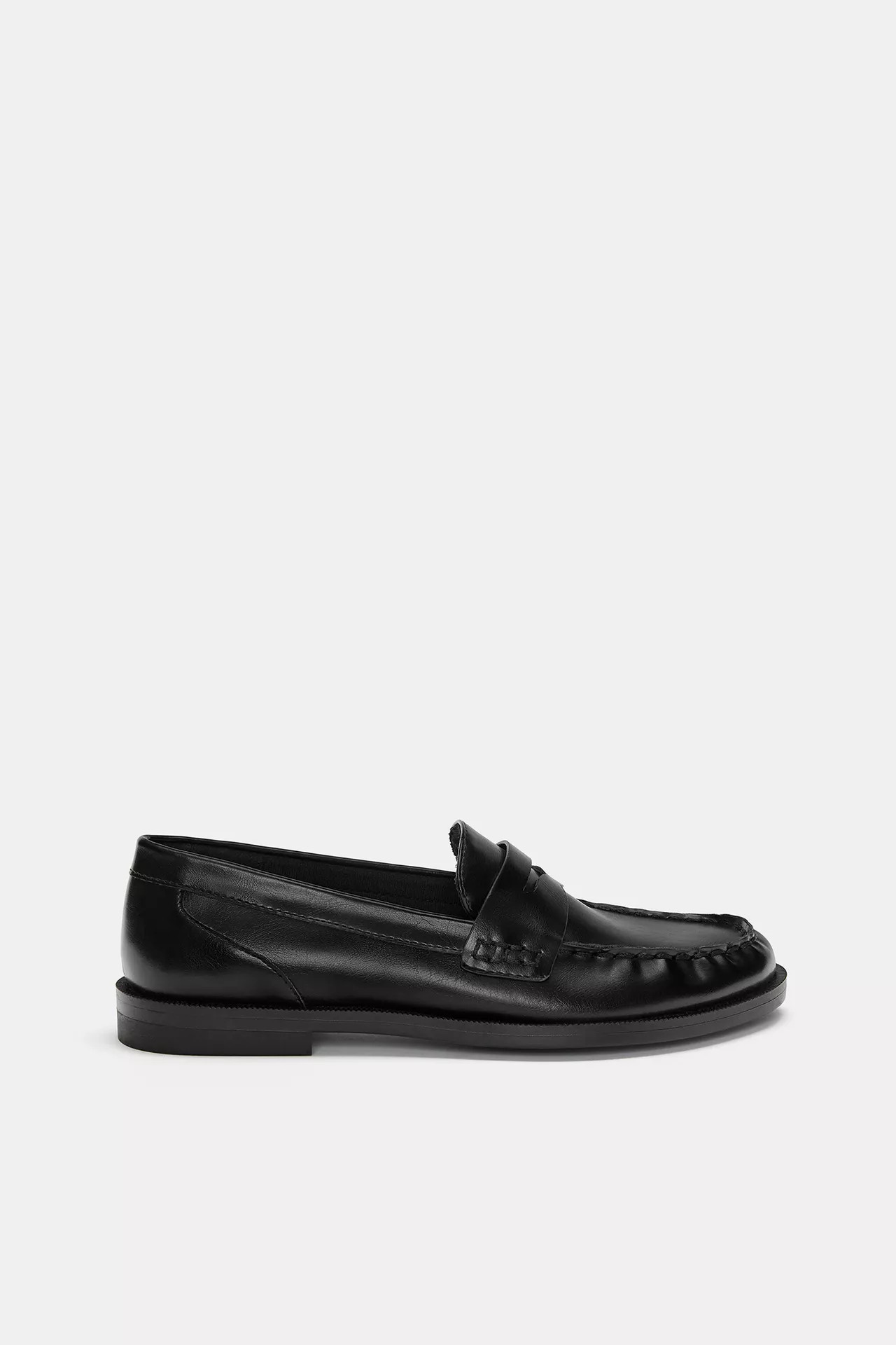 Gathered loafers | PULL and BEAR UK