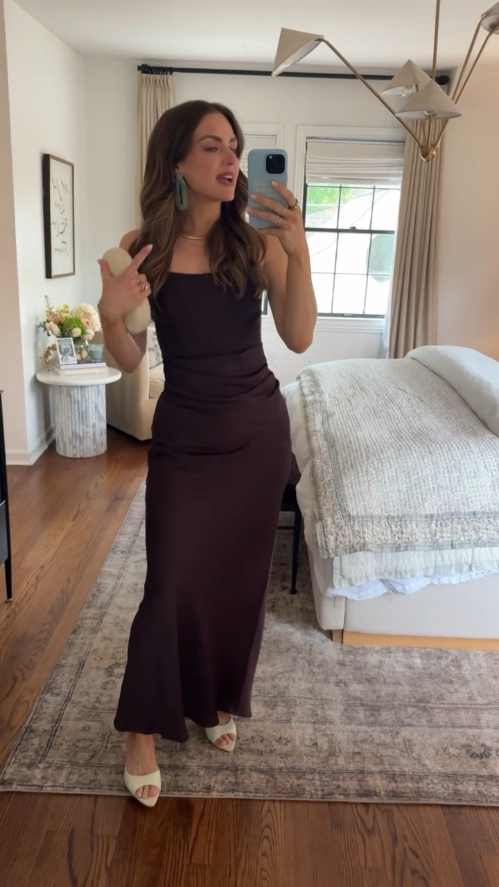 HELP ME DECIDE! Which dress should I wear for an upcoming wedding? @evernew_official

Wearing a Size 4

#LTKootd #LTKWedding