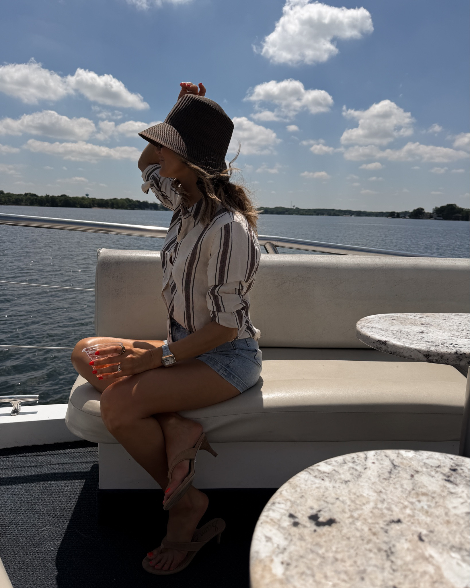 The kind of outfit that makes you order rose before noon!! Size xs ok shirt and 26 on shorts!

#LTKootd #LTKstorytime #LTKOver40