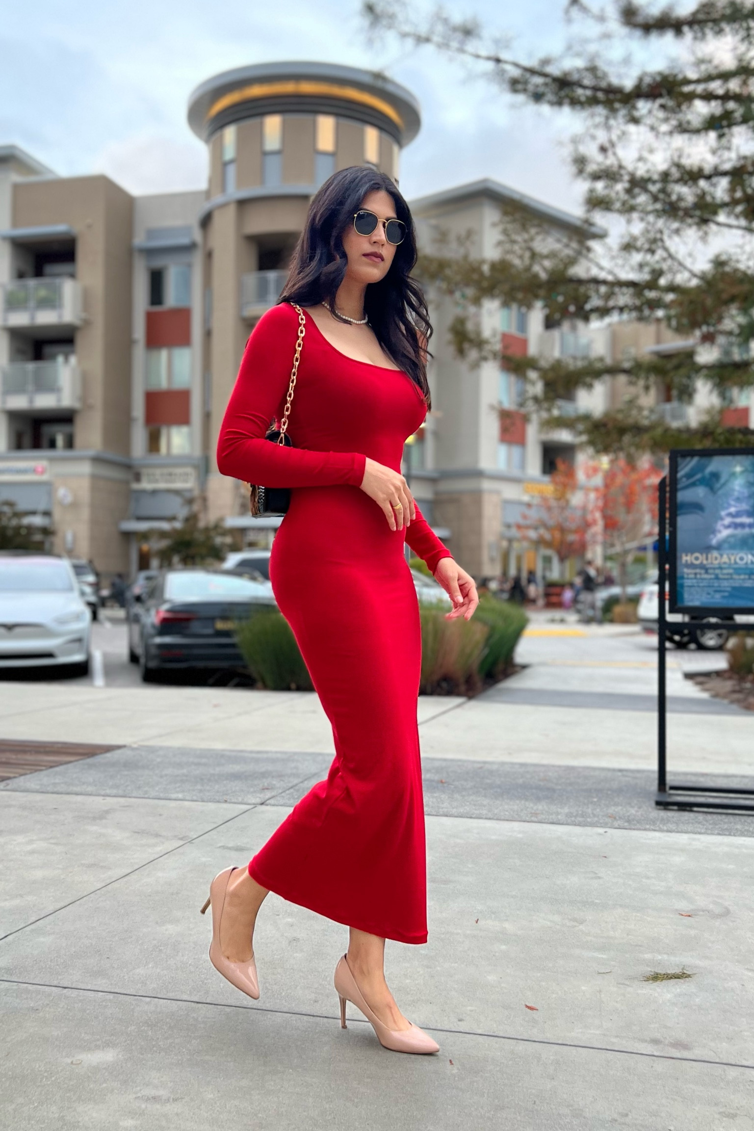 Body-con Red dress from Amazon is to die for! It has super comfortable fabric and hugs you in all right places.

#LTKSaleAlert #LTKStyleTip #LTKSummerSales