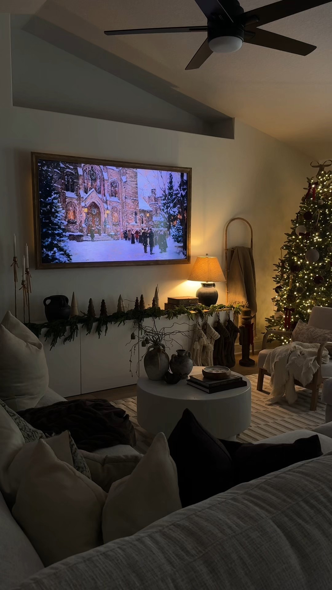 Christmas living room 

#LTKHome #LTKHoliday
