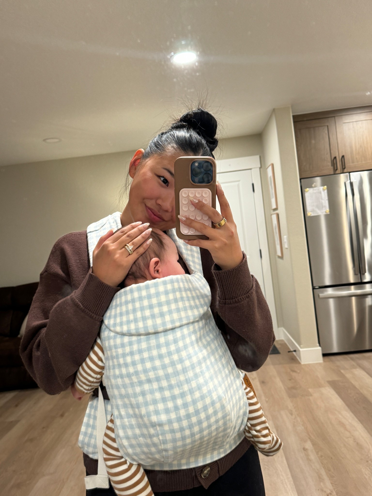 My two essentials. This cardigan in this baby carrier! Cannot live without these two! 


#LTKBaby #LTKmomlife #LTKootd