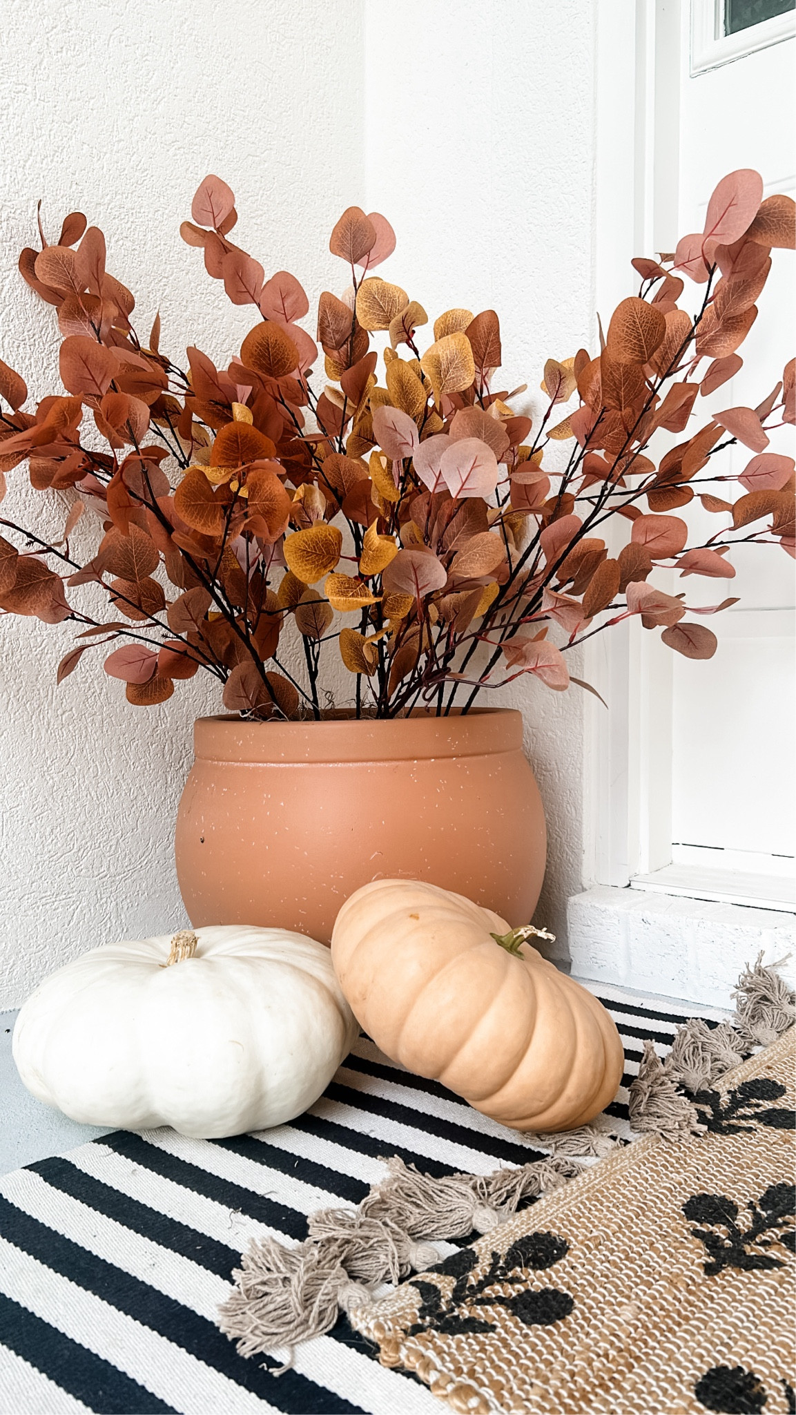 I had fun creating the most simple fall front porch decor! #amazon #amazonhome #fall #falldecor #seasonaldecor

#LTKHome #LTKFindsUnder50 #LTKSeasonal