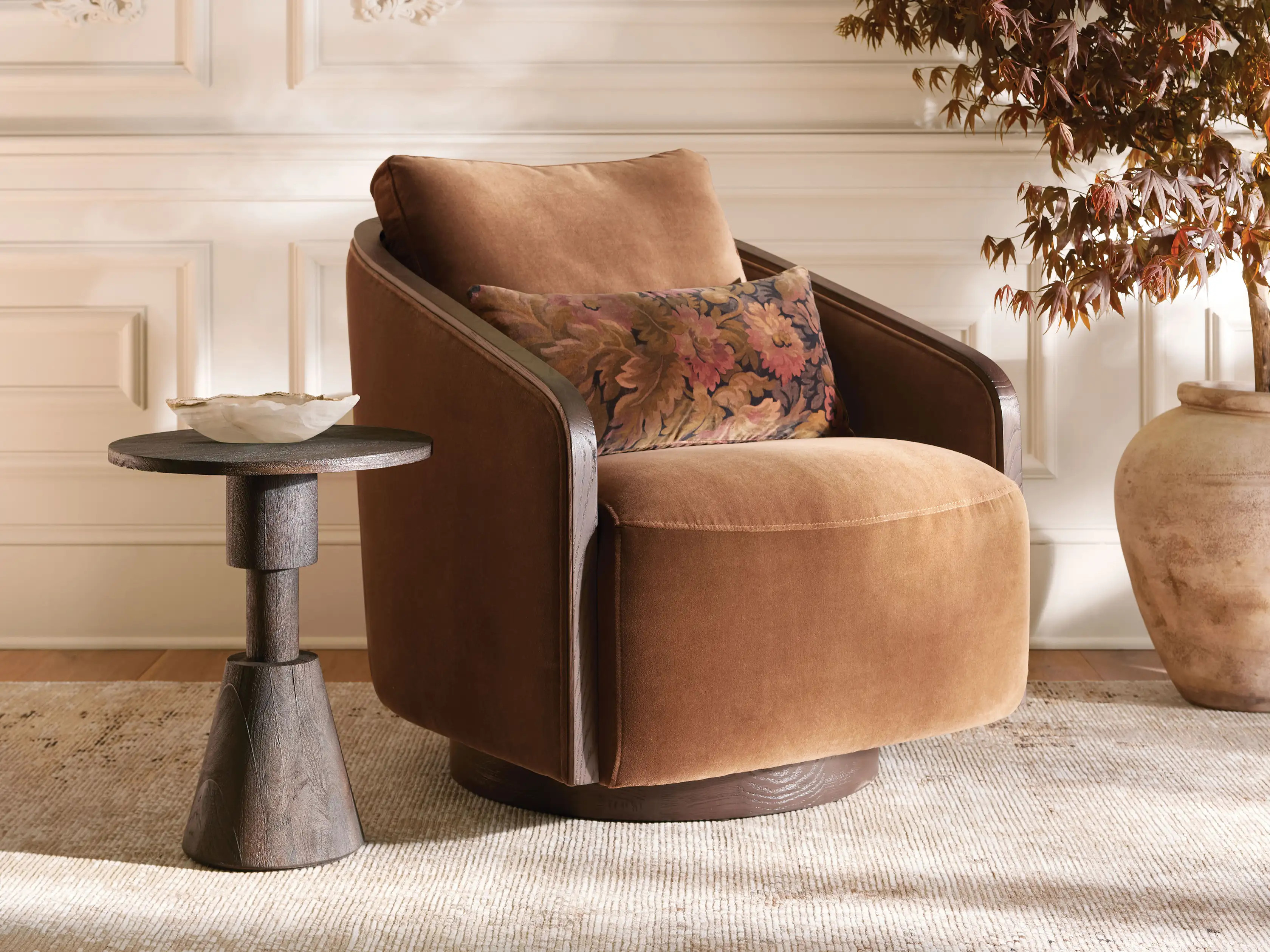 Pomona Swivel Chair | Arhaus