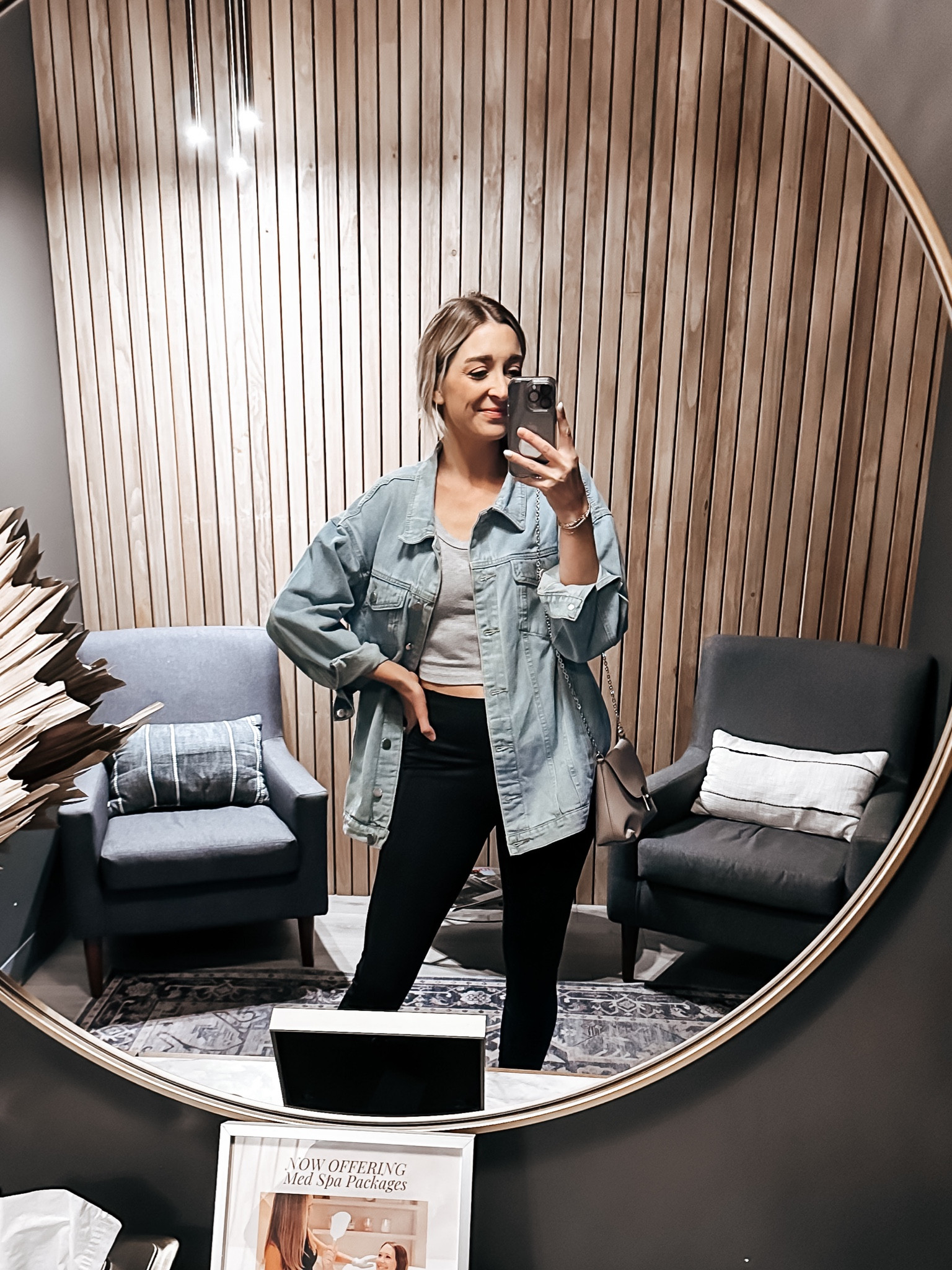 Oversized denim jacket. Sized up to a medium but it is naturally oversized 

#LTKfindsunder50 #LTKSeasonal #LTKstyletip