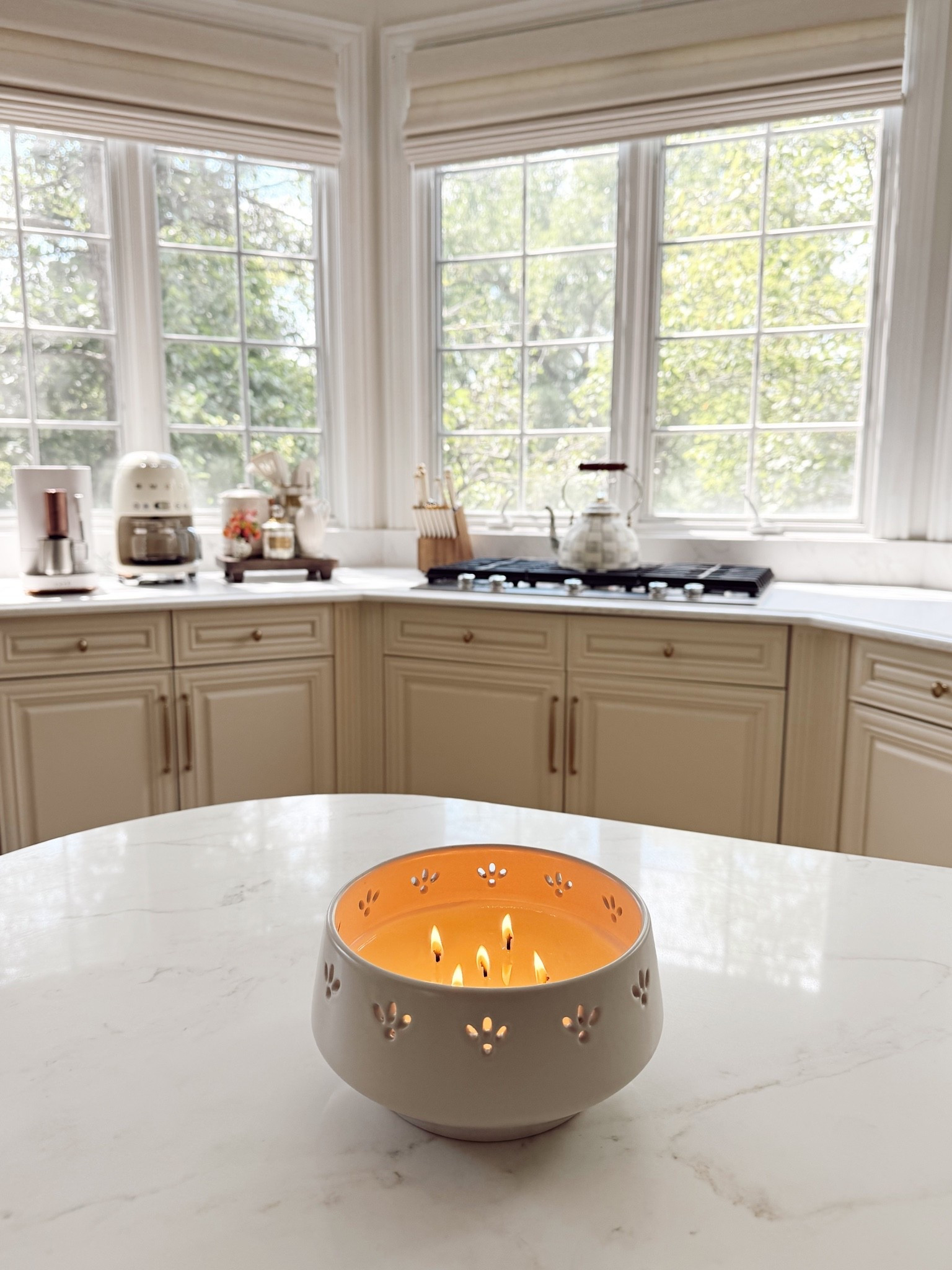 This fall candle from Target smells absolutely amazing from the new Hearth and Hand collection! Wow! I got this big one here and small one for my bathroom! The scent is “oak and embers”. If you love more clove and earthy  undertones, this is it!

#LTKHome #LTKSeasonal #LTKselfcare