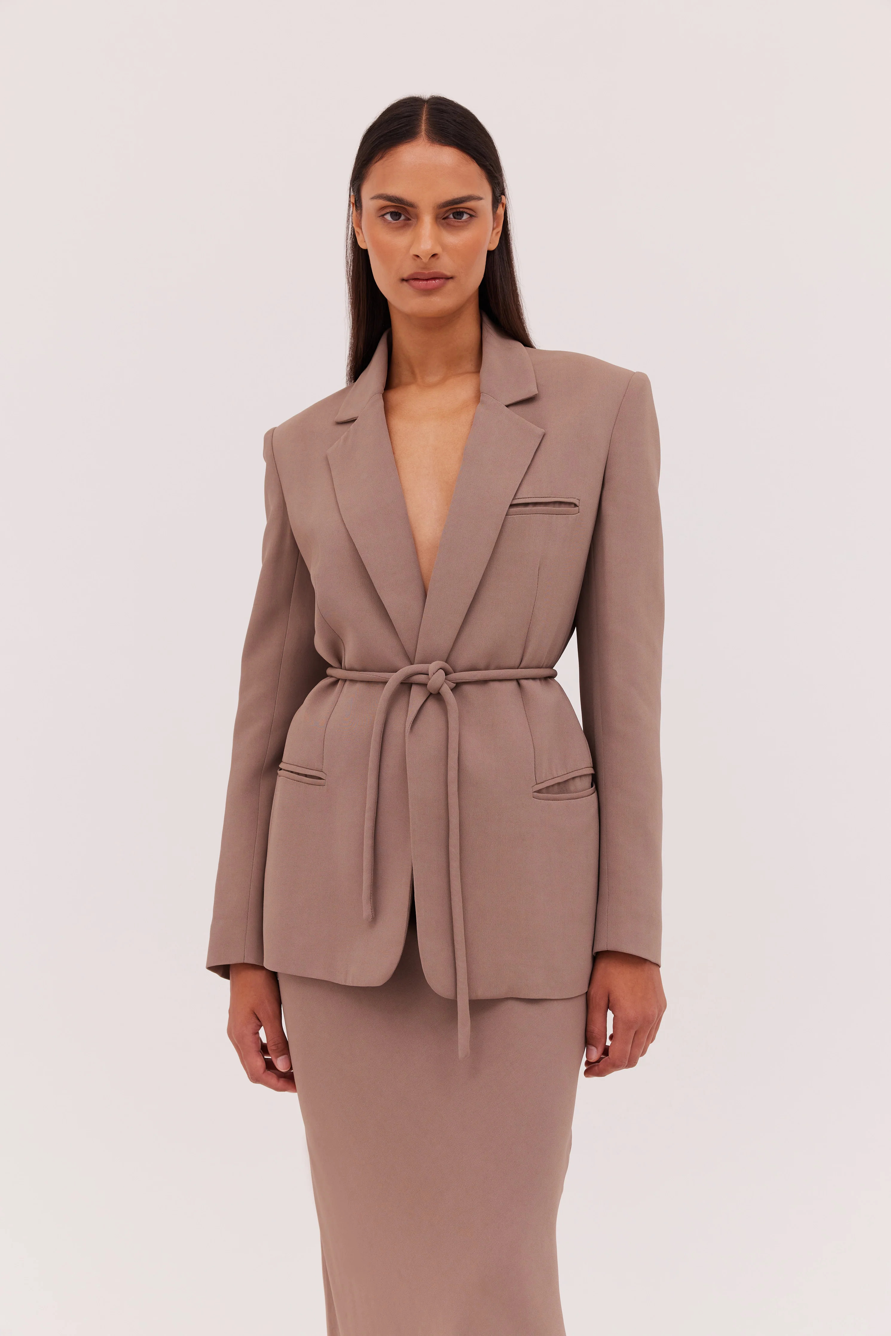 TAUPE SUITING SHIFTING JACKET | Bianca Spender