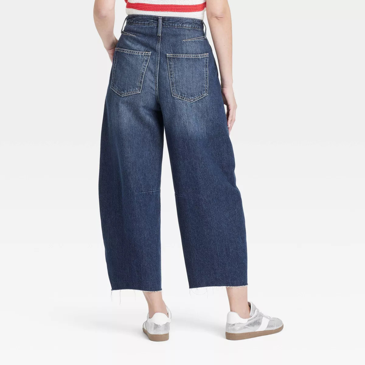 Women's High-Rise Curved Leg Barrel Jeans - Universal Thread™ | Target