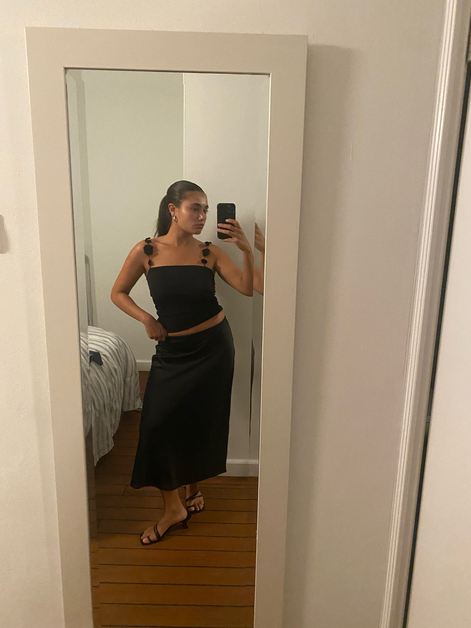 Wearing size 38 top 

outfit inspiration, date night outfit, heeled sandals with crossover straps, Massimo Dutti, Musier Paris, Luisaviaroma, & Other stories, midi pencil skirt Netherlands. 

#LTKeurope #LTKstyletip