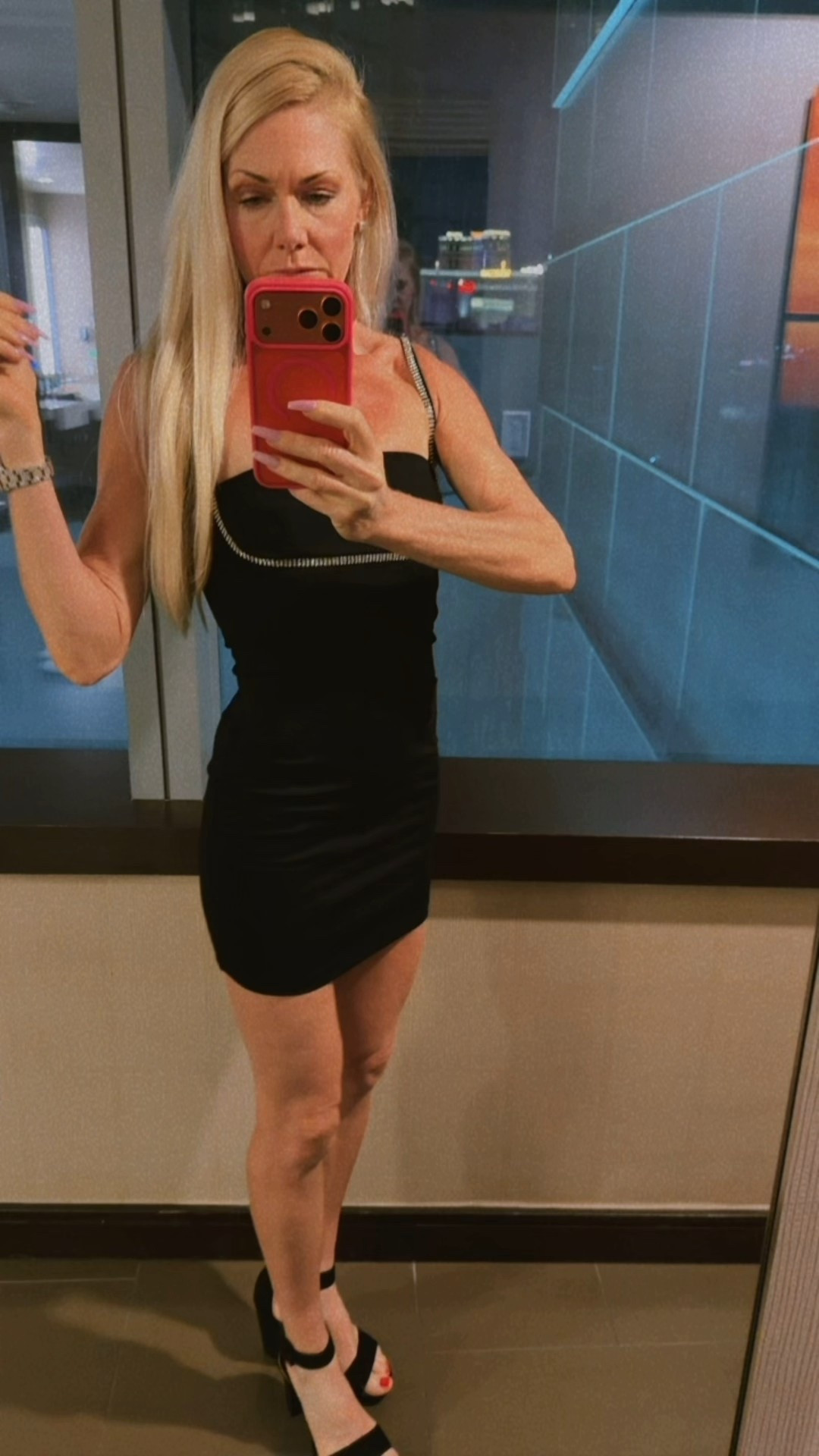 Date night or cocktail dress!

#LTKPetite #LTKgrwm #LTKdayinmylife