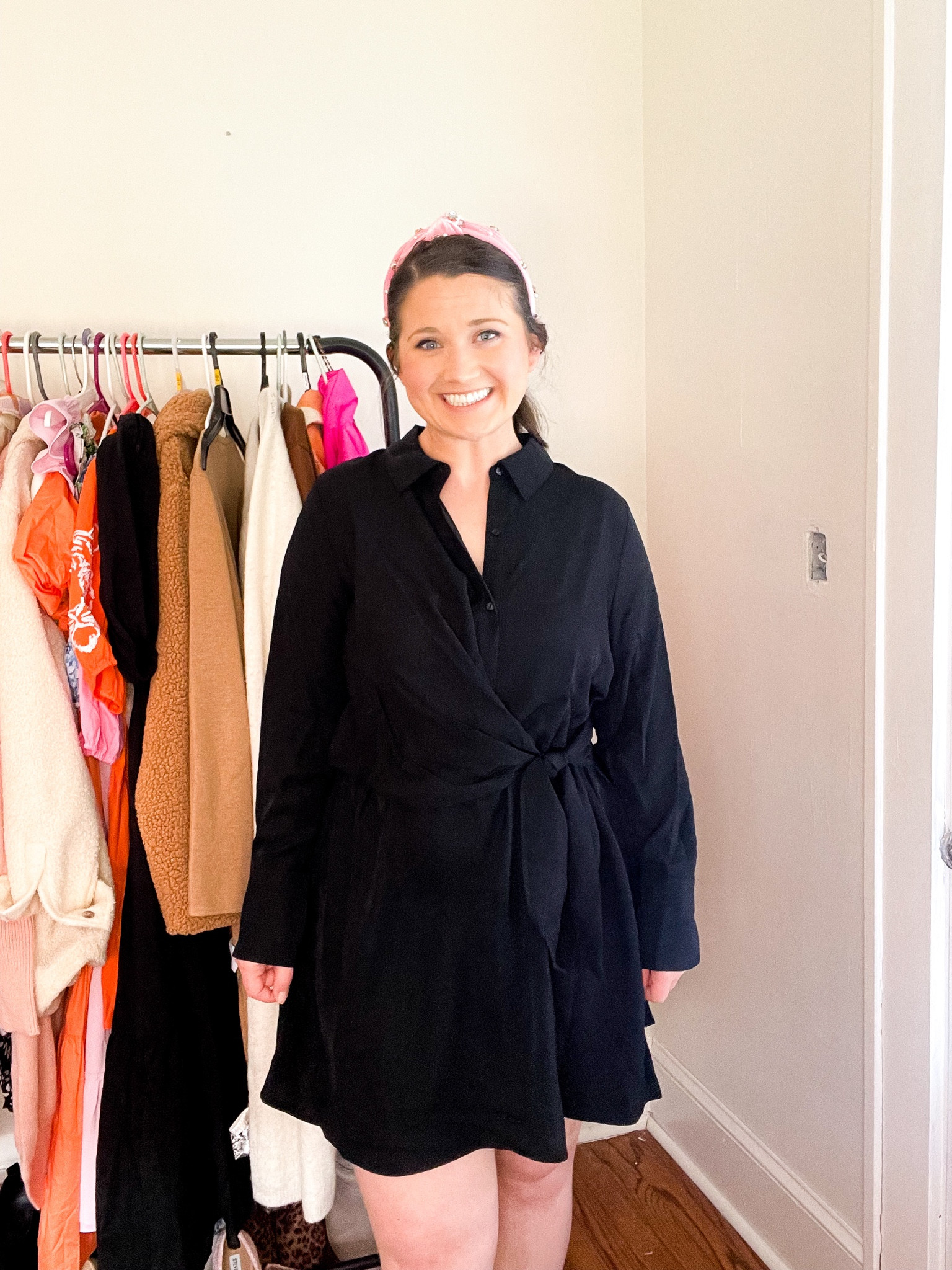 Black wrap dress. Work outfit 