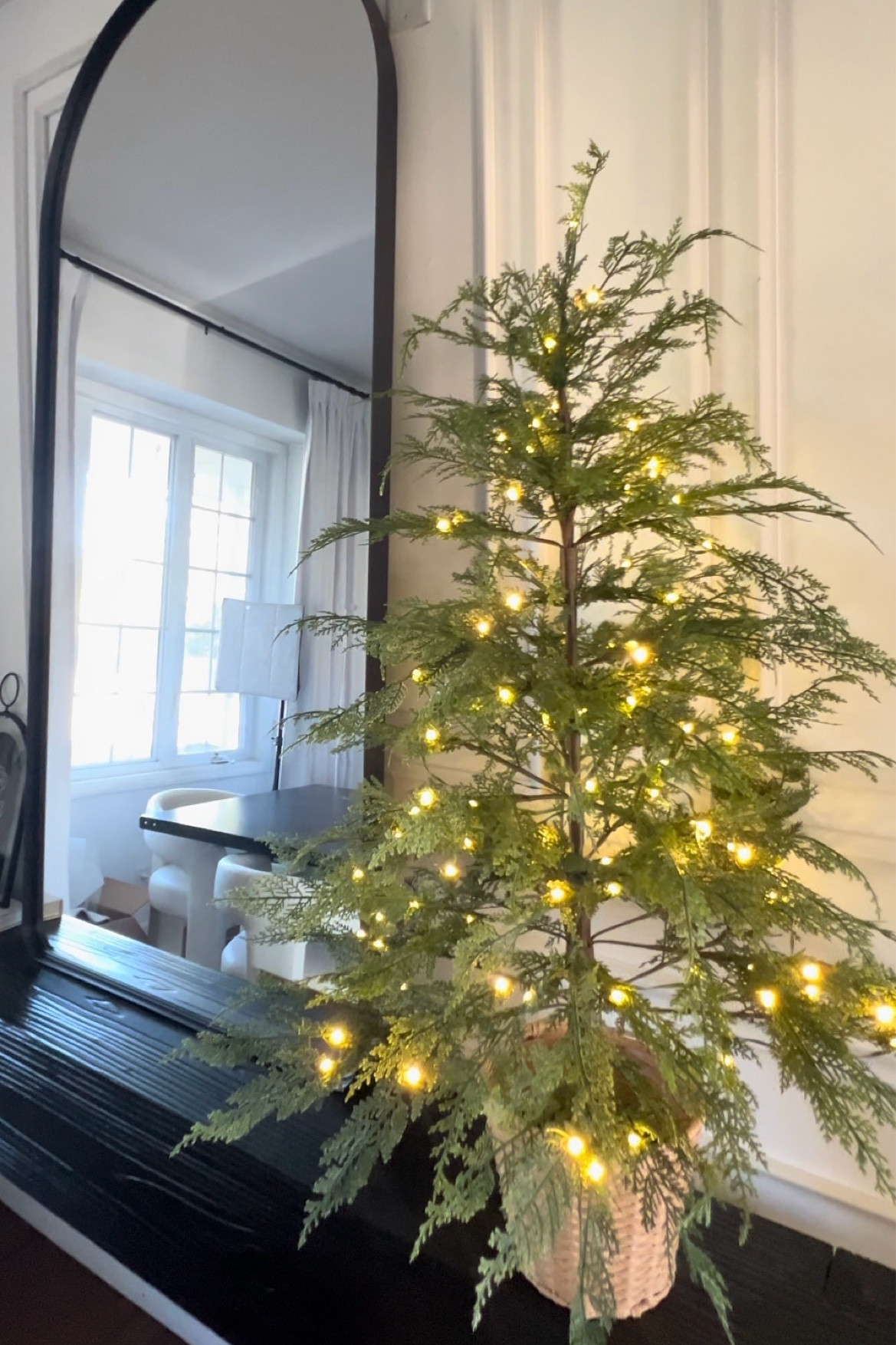 Viral Walmart Christmas tree “4ft cypress Christmas tree “my Texas house “

#LTKSeasonal #LTKStyleTip #LTKHome