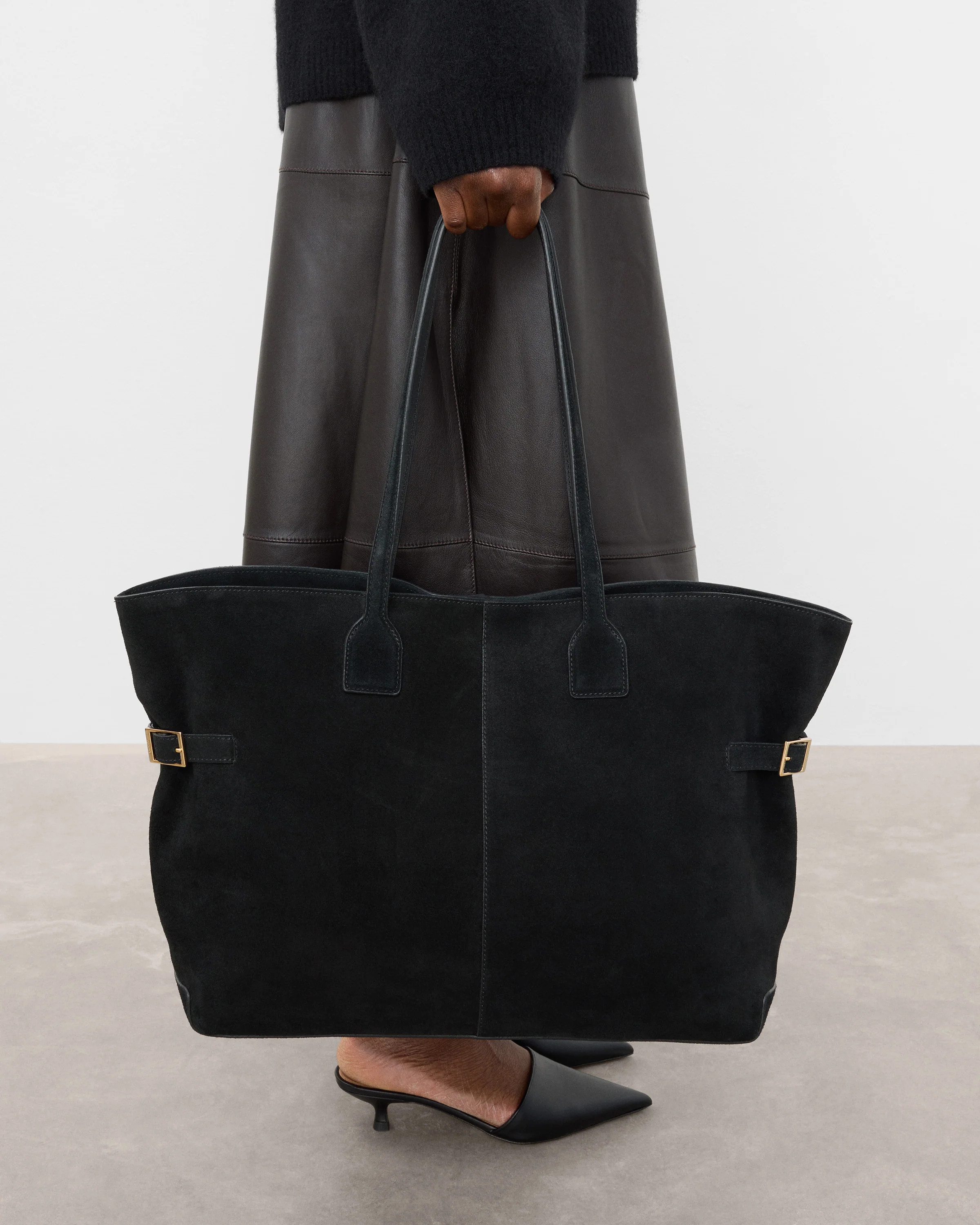 Lesley Tote Bag Suede Black Bag | Flattered