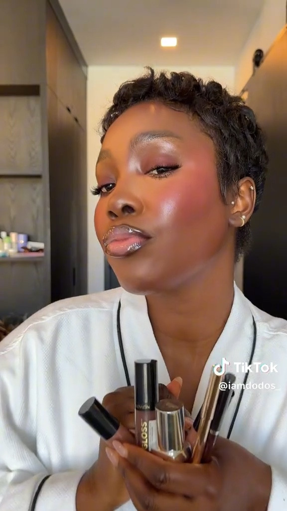 My favorite lip combo! #blackgirlfriendly #lipcombo #beginnerfriendly #tutorial

#LTKU #LTKFindsUnder100 #LTKBeauty
