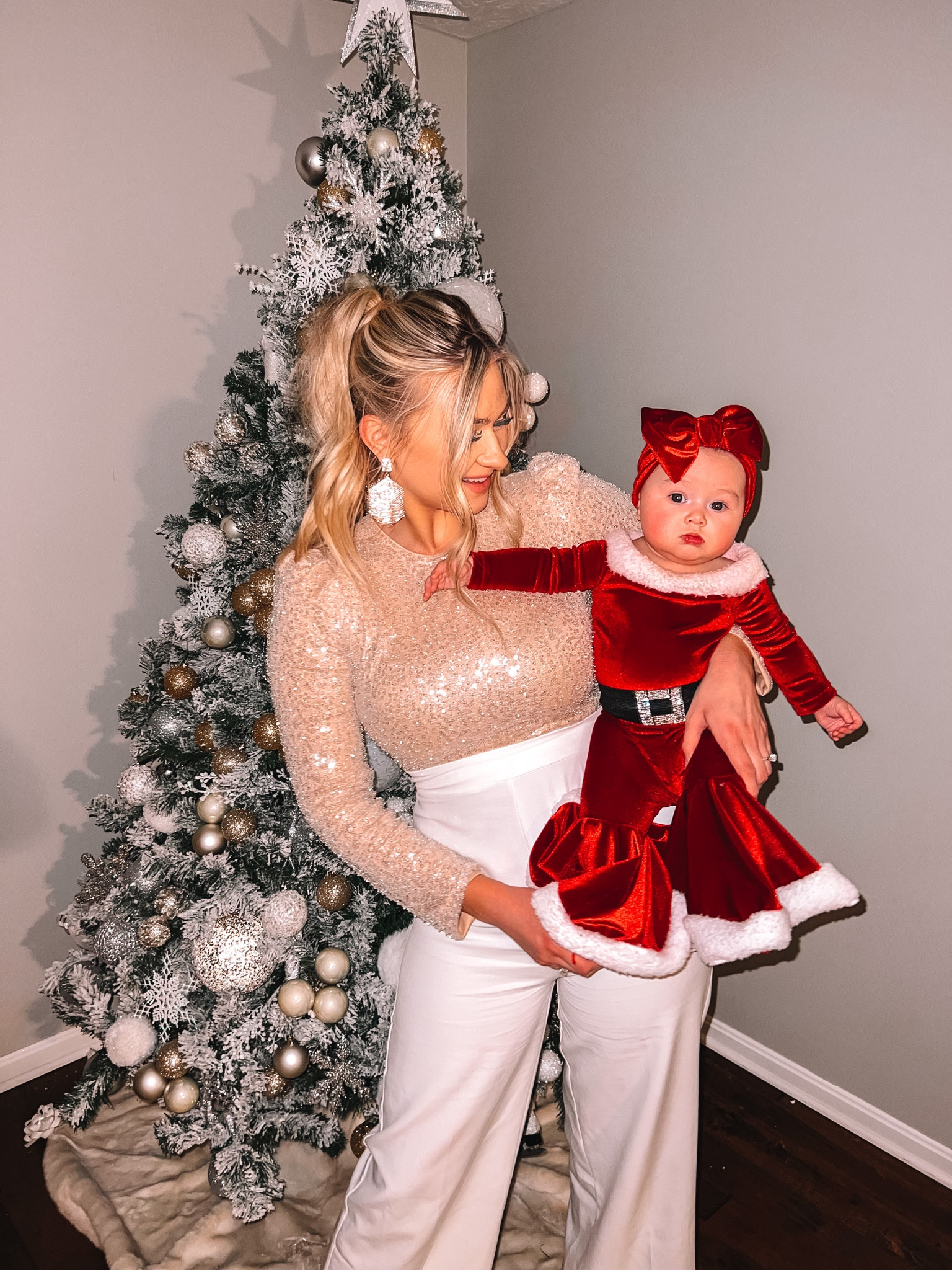 The cutest baby Santa suit is on sale today!! Already snagged ours!!😍🫶🏼

#LTKHoliday #LTKbaby #LTKHolidaySale