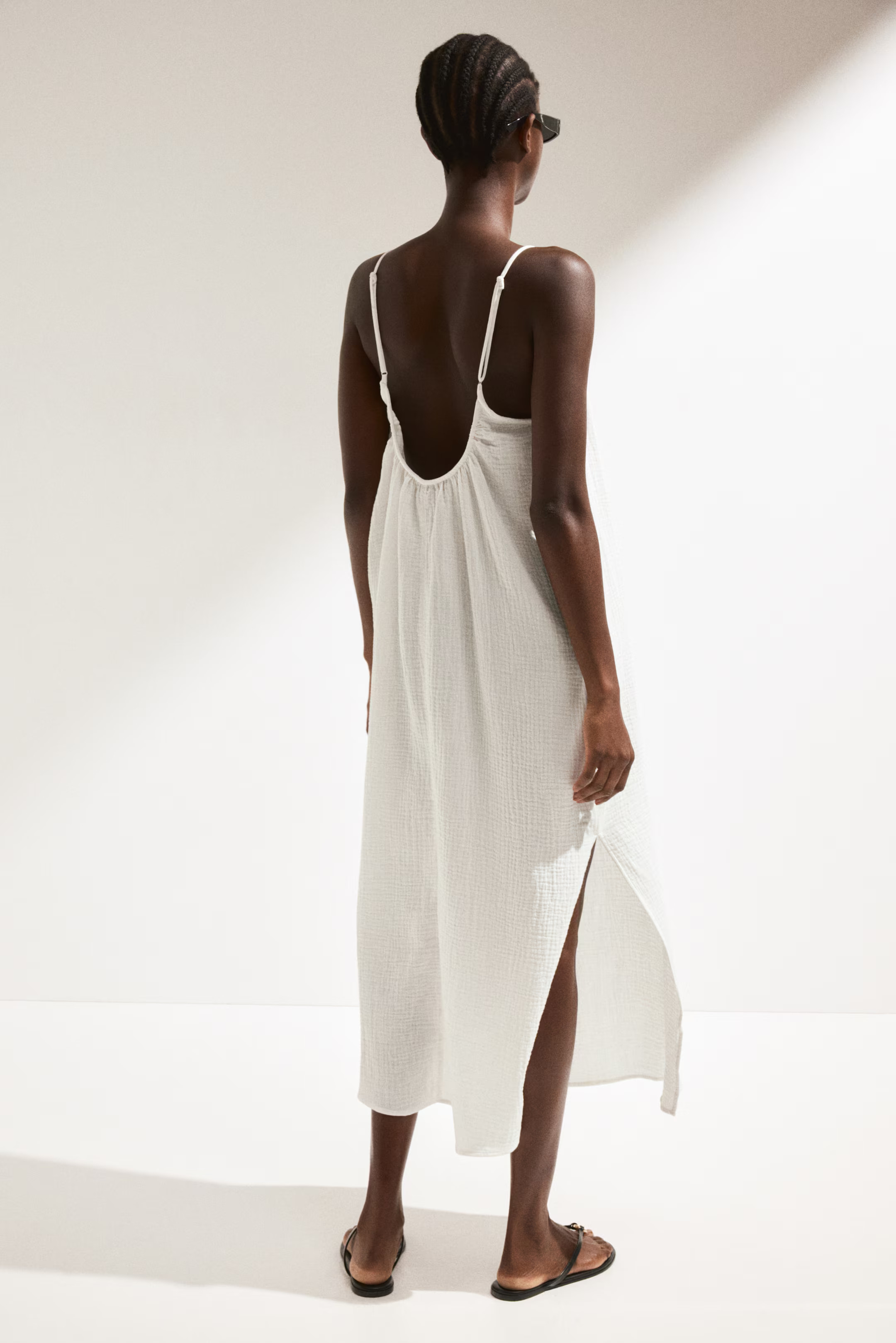 Strandkleid aus Musselin | H&M (DE, AT, CH, NL, FI)