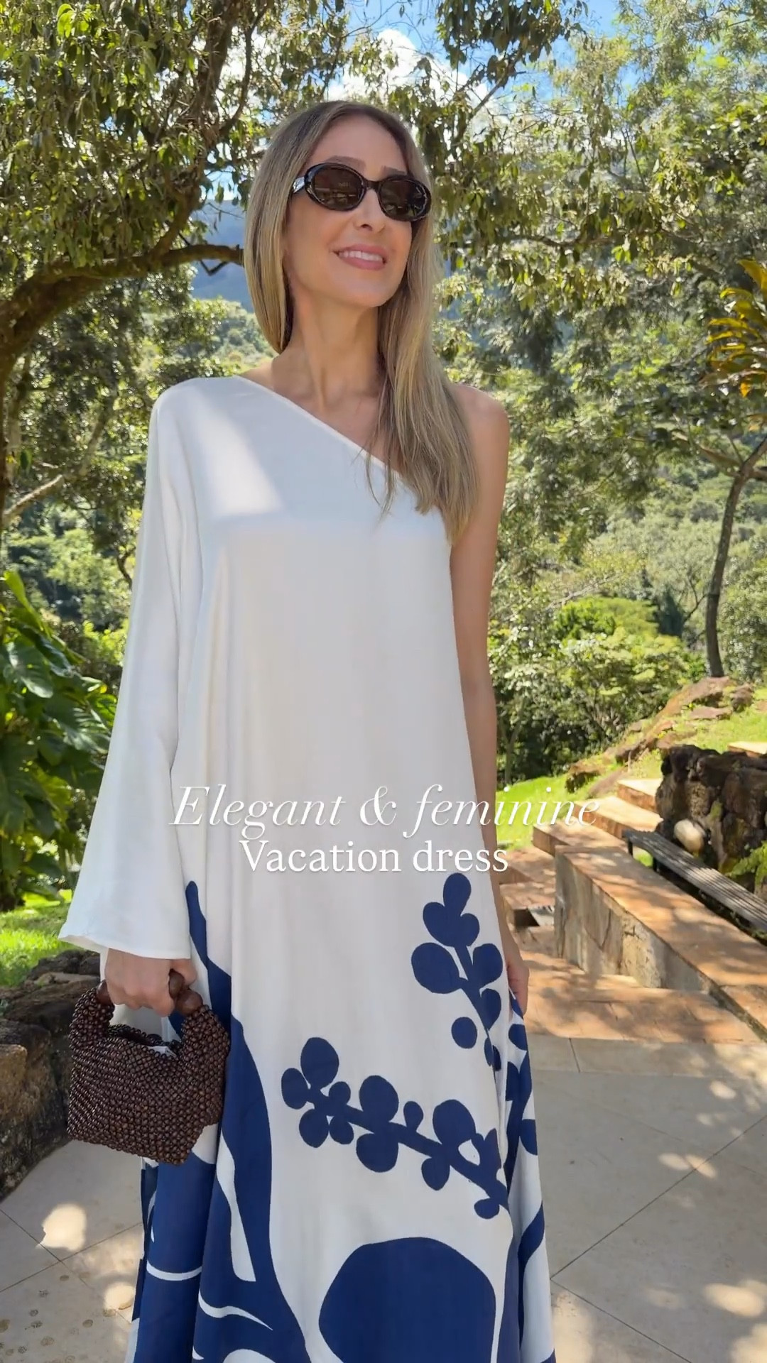 Gorgeous and elegant summer dress 
I am in love 
Runs tts , wearing a size , wearing a size small 

Summer outfit 
Spring outfits
Spring dresses 
Vacation outfits beach 

#LTKU #LTKSeasonal #LTKootd