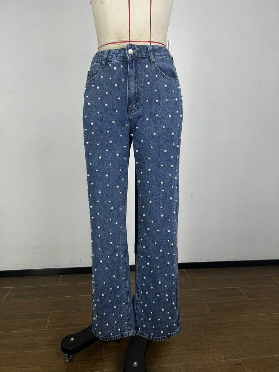 Plus Size Women's Washed Blue Pearl Embellished Jeans | SHEIN