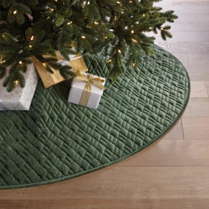 Marquette Velvet Tree Skirt | Frontgate