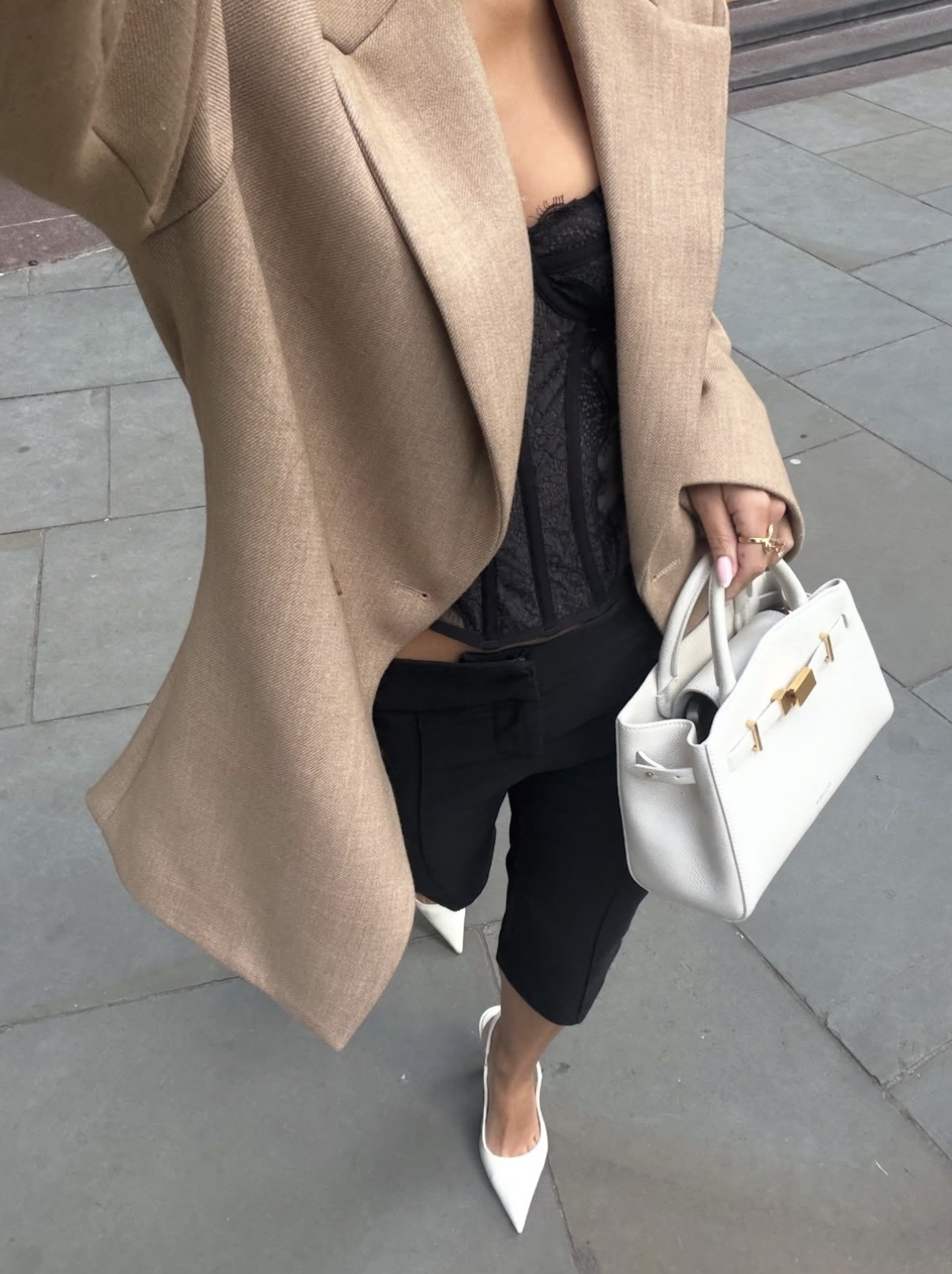 Date night look, styling a blazer with a corset top and capri pants

#LTKdatenight #LTKspring #LTKstyletip