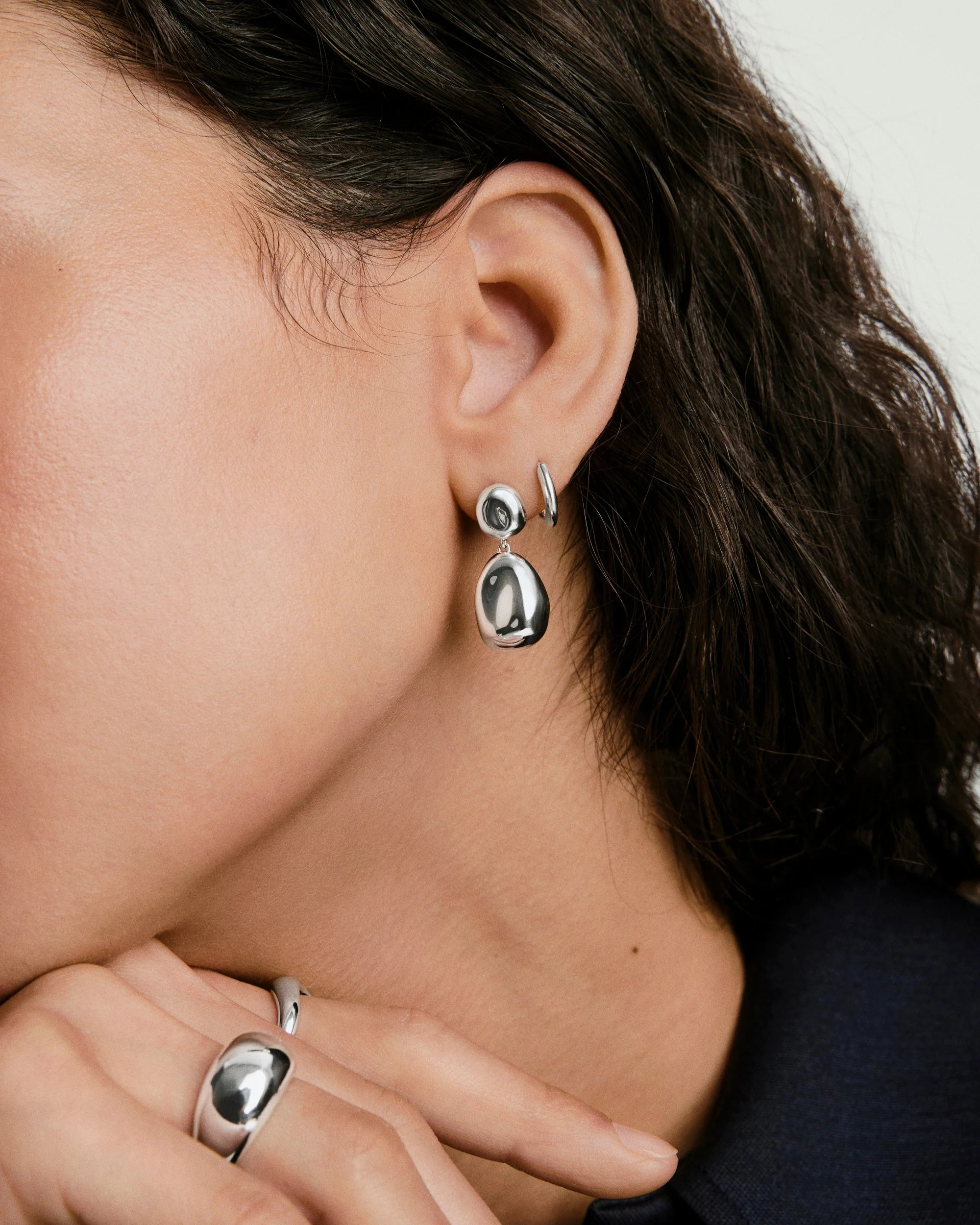 Organic Dôme Pebble Earrings | Mejuri Fine Crew