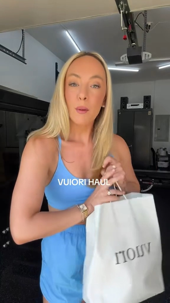 New Vuori haul ✨

Vuori haul, Vuori women, Vuori activewear, Vuori outfits, Vuori workout clothes, women’s activewear, athleisure outfits, workout outfit ideas, cute workout clothes, women’s workout sets, matching workout sets, comfortable activewear, Pilates outfits, gym outfits women, everyday athleisure, Vuori try on haul

#LTKfitnessgoals #LTKgrwm #LTKActive