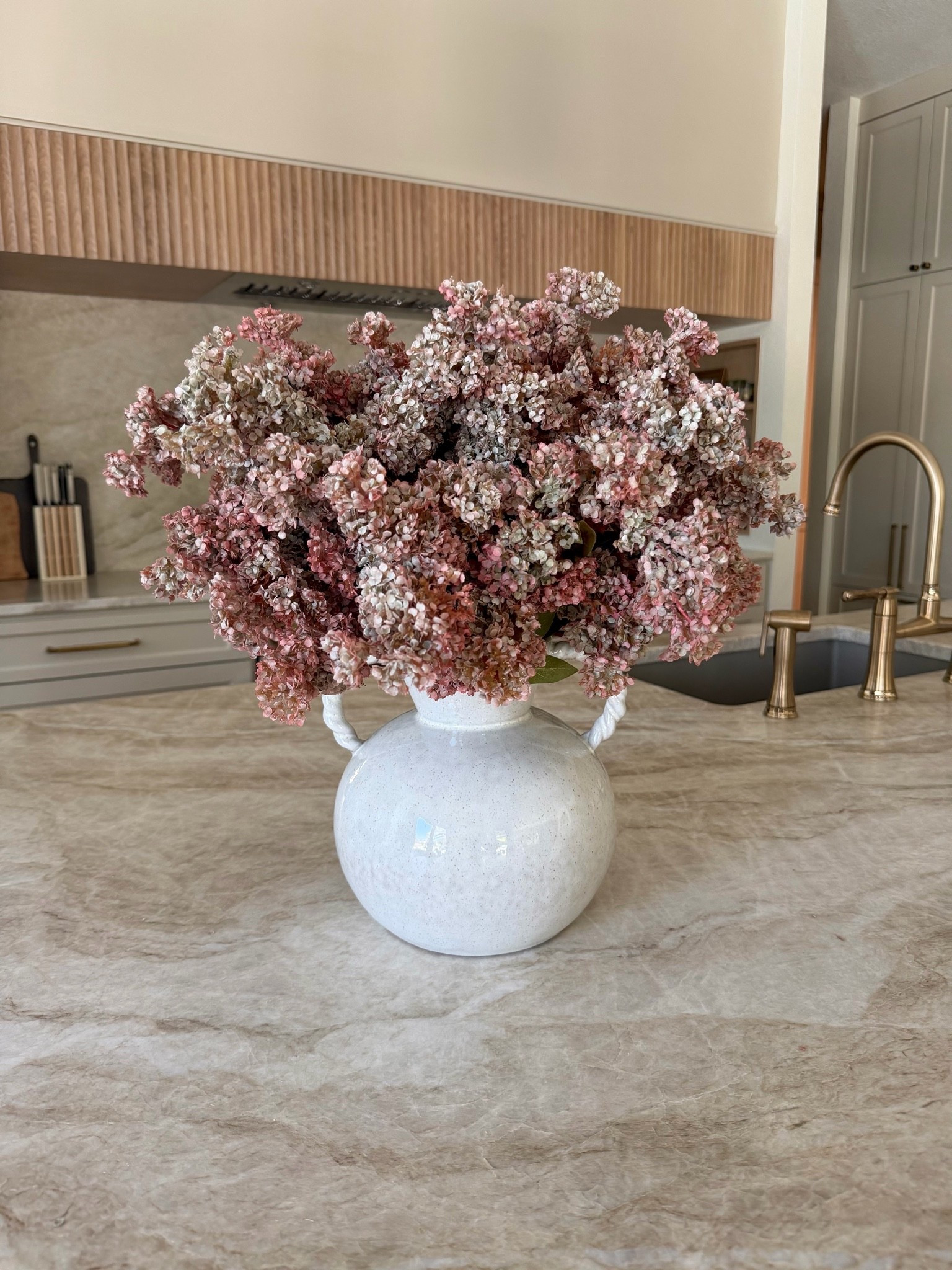 The most stunning faux dried hydrangea! The perfect stem for end of summer through fall 😍 I used 12 here!

#LTKHome #LTKSaleAlert