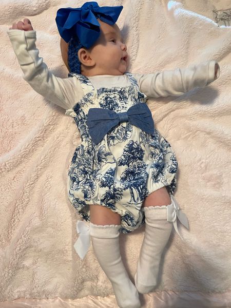 Baby girl blue & white toile outfitt

#LTKfindsunder50 #LTKfindsunder100 #LTKbaby