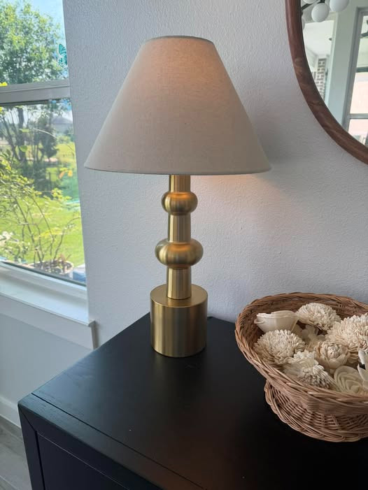 The lamps are 50% off 😱🎯

RUN because these always make a space look so cozy & high end ✨🙌
I’m obsessed with the warm glow and designer look for less 🫶

#TargetFinds #HearthAndHand #TargetHome #LTKHome #HomeDecor #LampDecor #StudioMcGeeStyle #CozyHome 

 