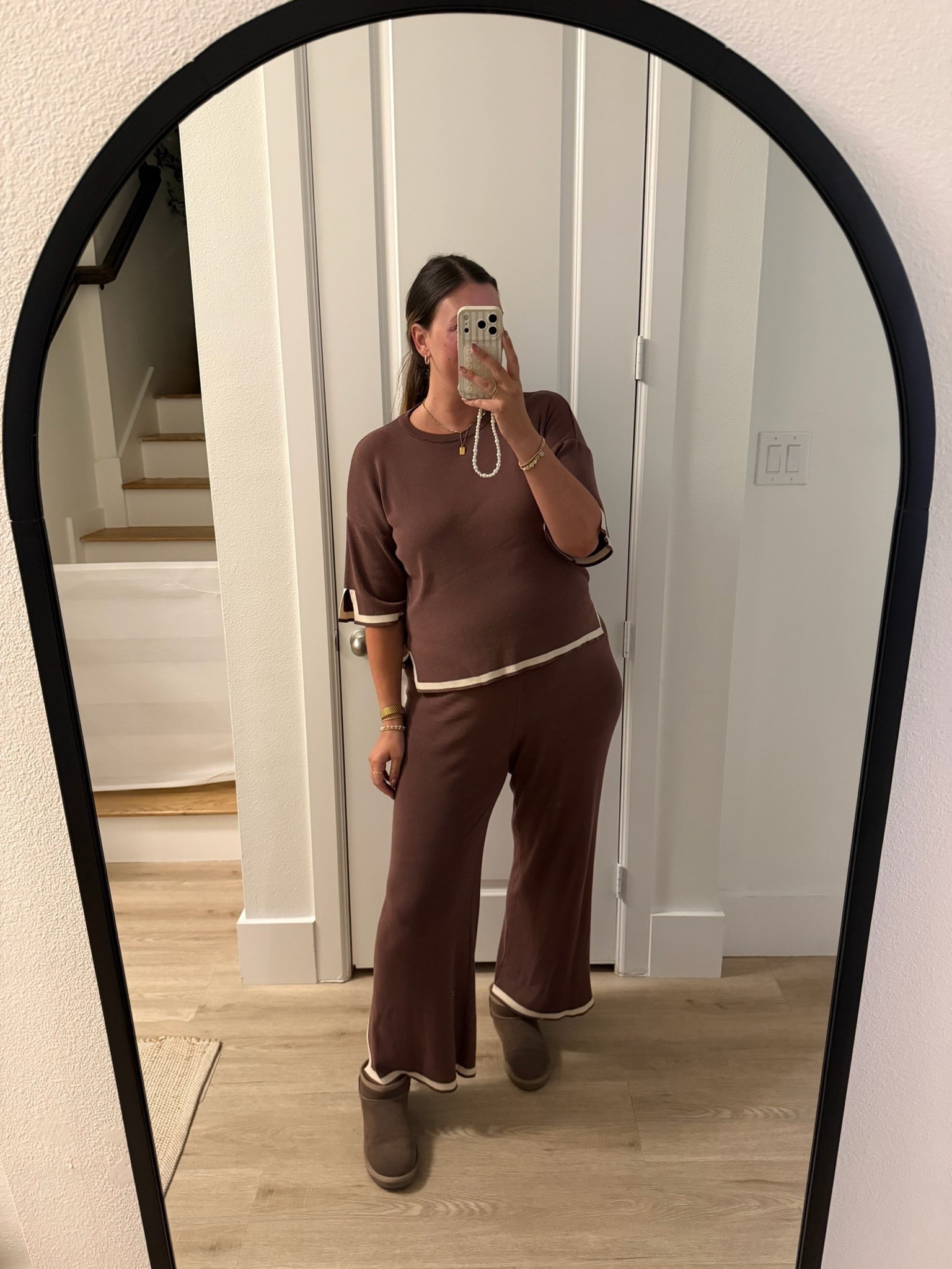 If you’re traveling for the holidays this is the perfect airport travel outfit and it’s so easy to dress up or down! 

#LTKootd #LTKTravel