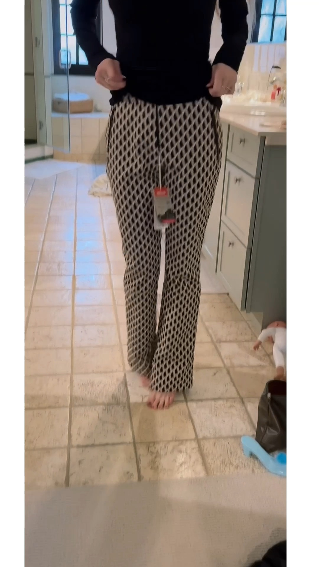 Shopping with Me! What I picked out from Zara for a friends ski trip! Sweaters, skiwear, coats and boots! 

#LTKSeasonal #LTKMostLoved #LTKFindsUnder100