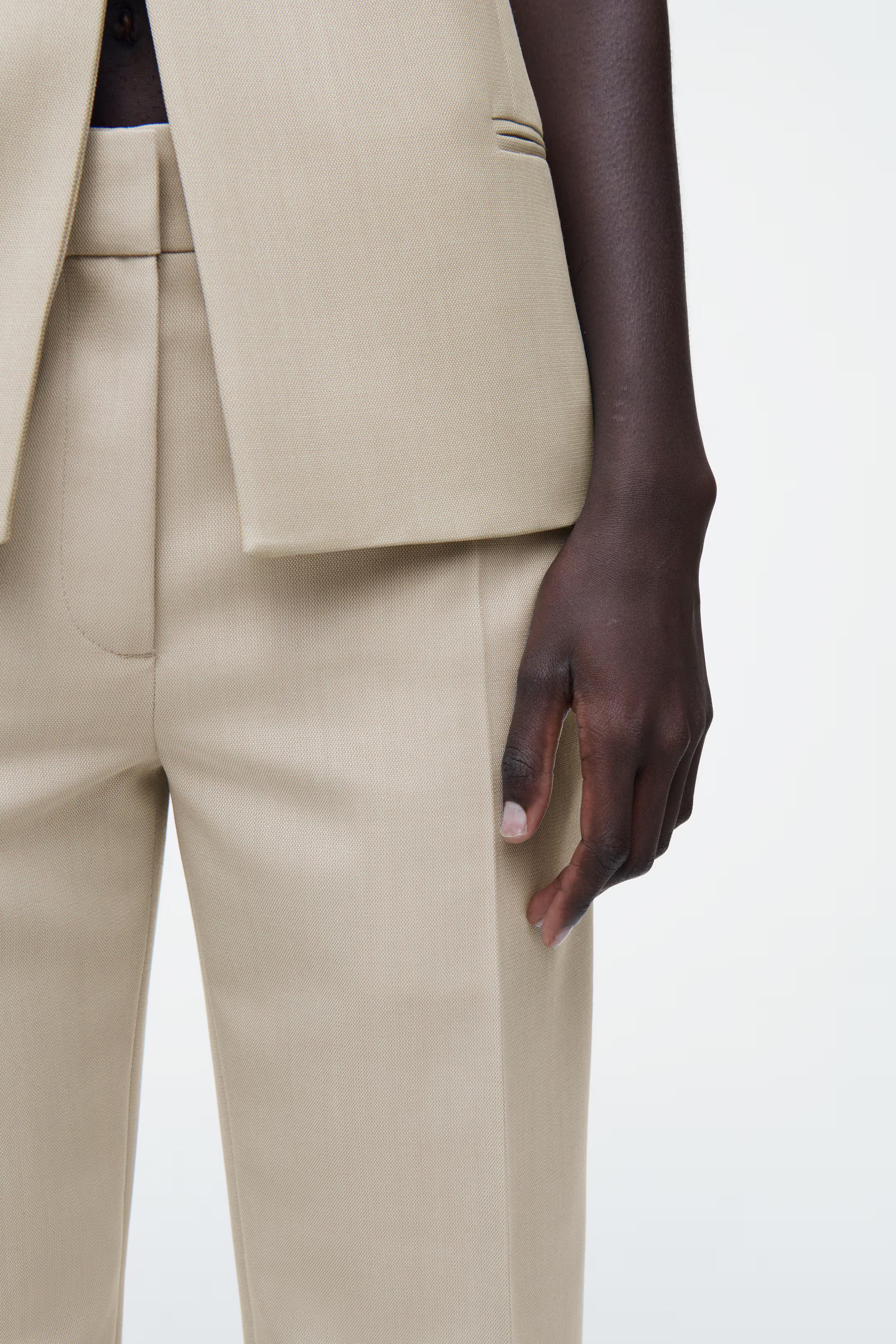 PANTALONE SLIM IN LANA | H&M (FR, IT, ES, PT, BE)