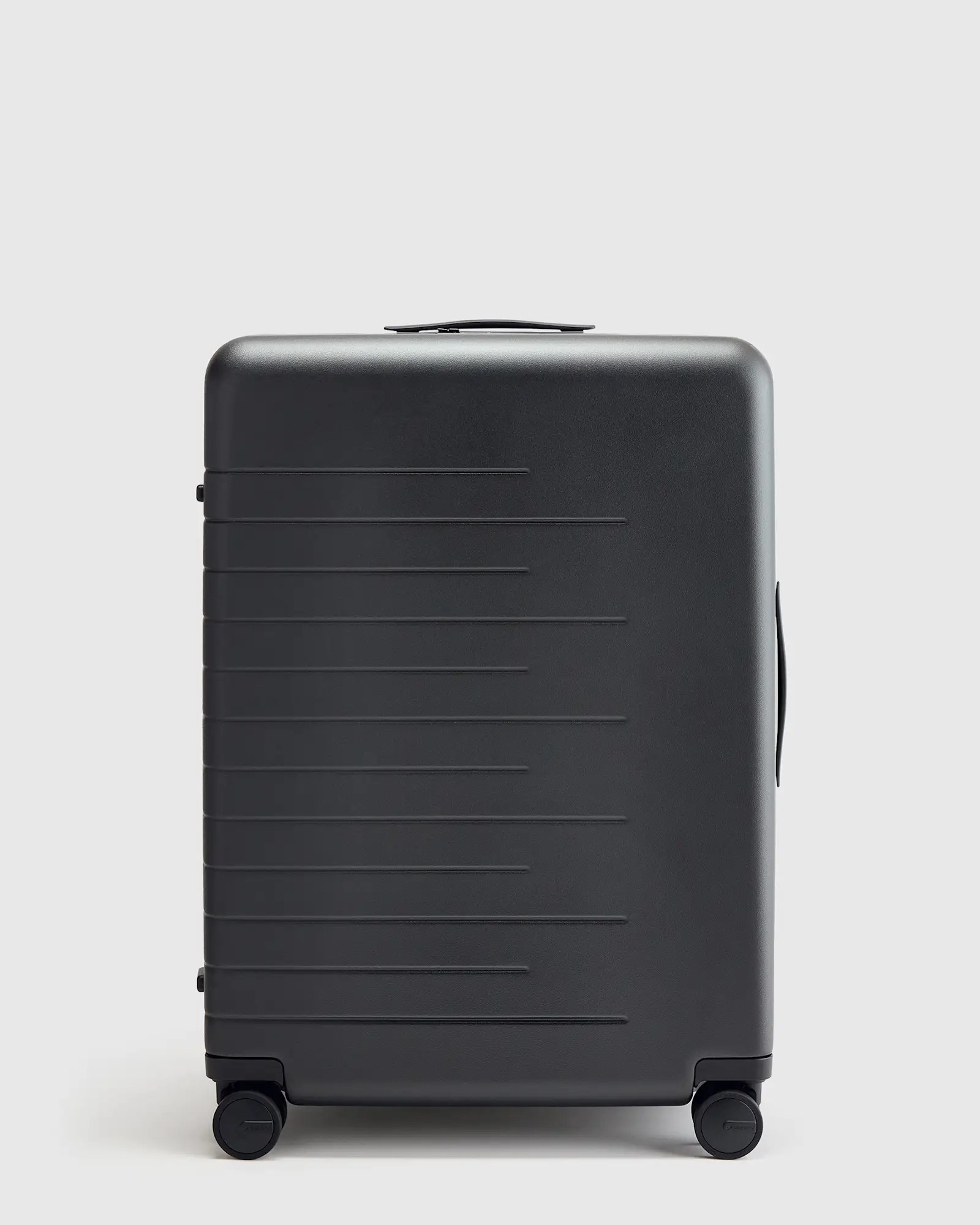 Expandable Large Check-In Suitcase | Quince