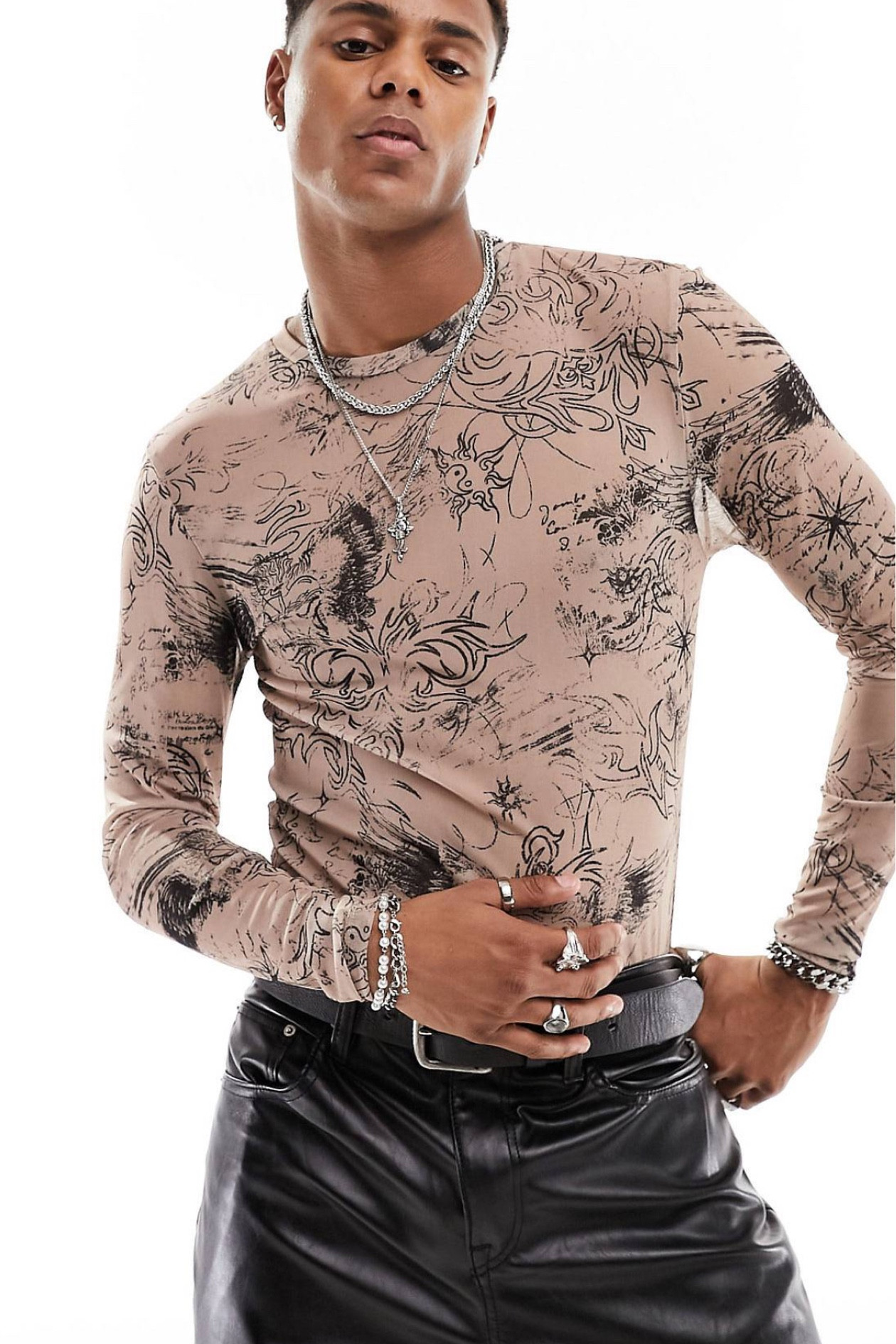 Mesh Tattoo Print Tee 👏🏻 #LTKGift 

#LTKparties #LTKGiftGuide #LTKmens