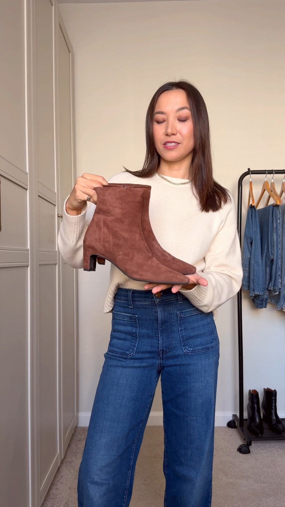 Rainy day fall staples

LaCanadienne waterproof boots - code LTK15 for 15% off! elevated low heeled boot for everyday or the office

Quince trench xs, also recommend the Aritzia one

Everlane boxy cut cashmere sweater - wearing xsmall but is old, would order small now 

Madewell jeans 25 regular

#LTKSeasonal #LTKootd