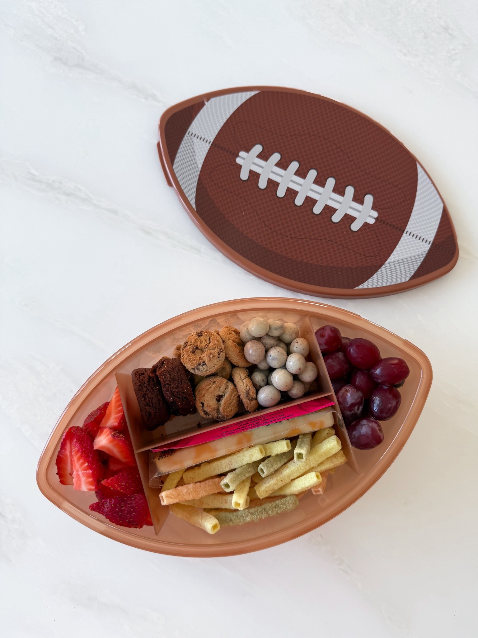The cutest football snackle box

#LTKSeasonal #LTKKids #LTKParties