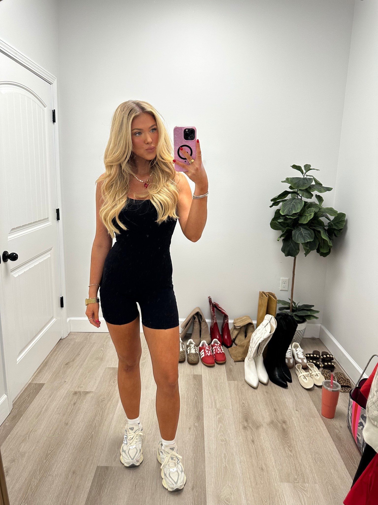 Wearing size Medium🖤