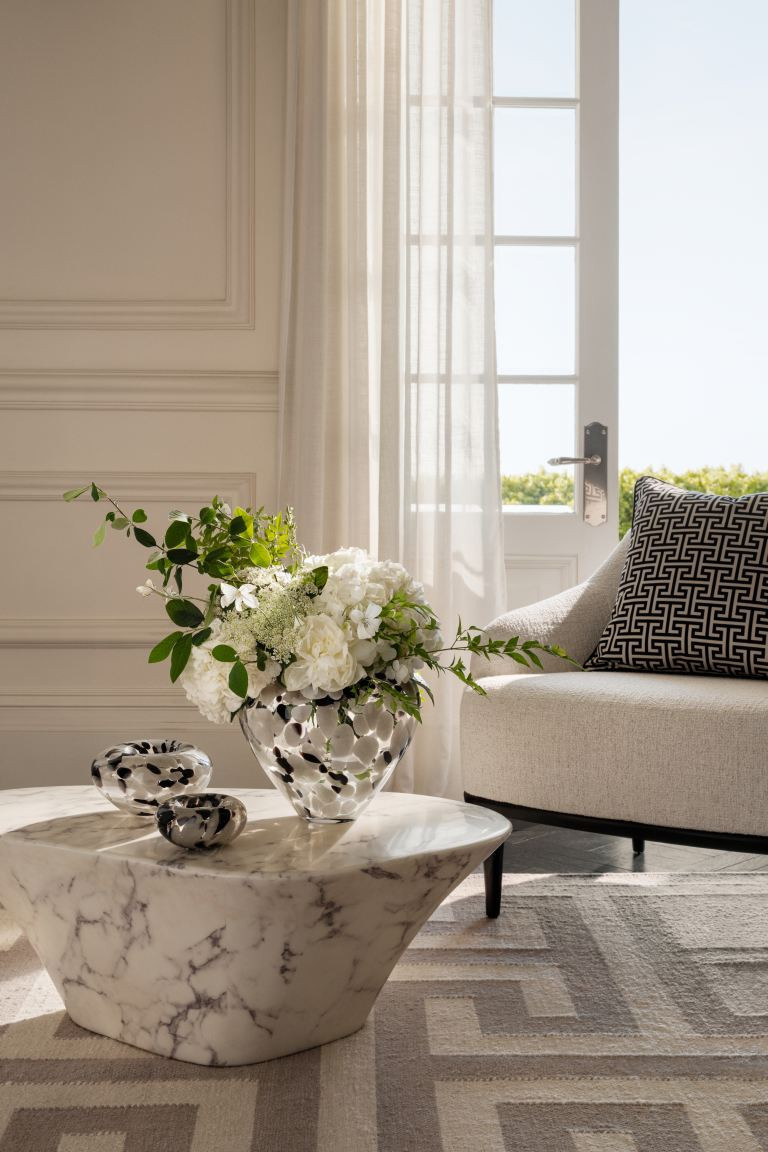 Large Glass Vase | H&M (US + CA)