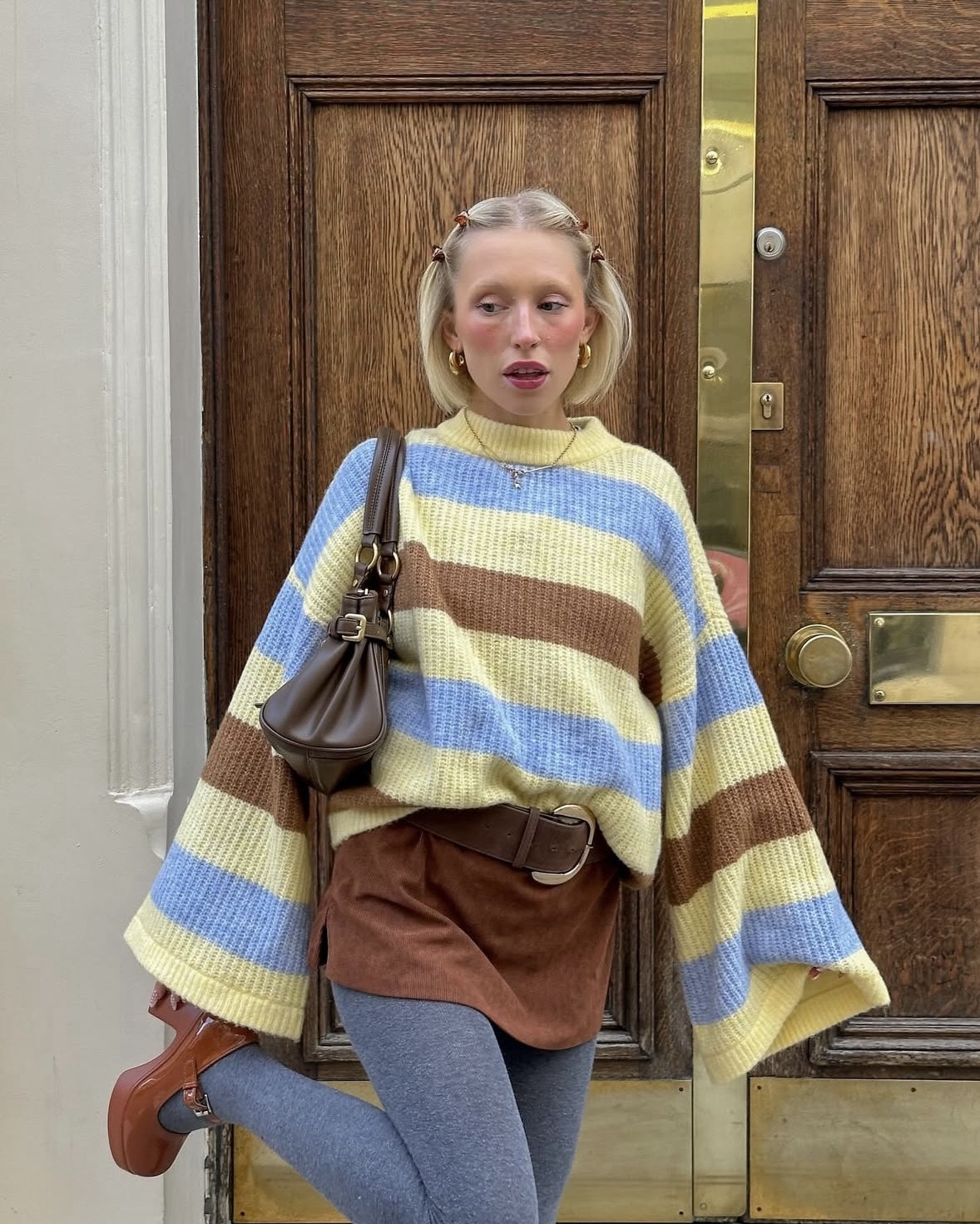 Harper & Yve striped jumper 🩵

Knitwear, suede skirt, mini skirt, skirt and tights, vintage fashion, city break, winter outfit, autumn outfit

#LTKuk #LTKautumn #LTKwinter