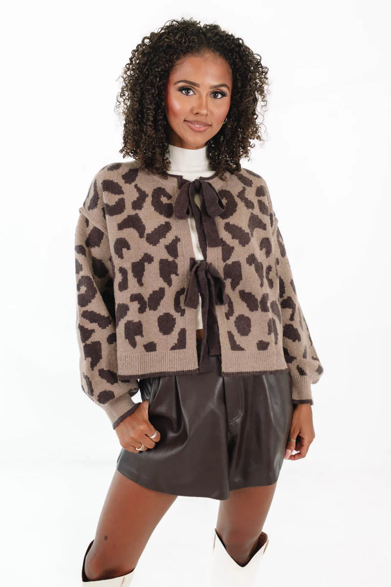 Closed Off Sweater - Brown | The Impeccable Pig