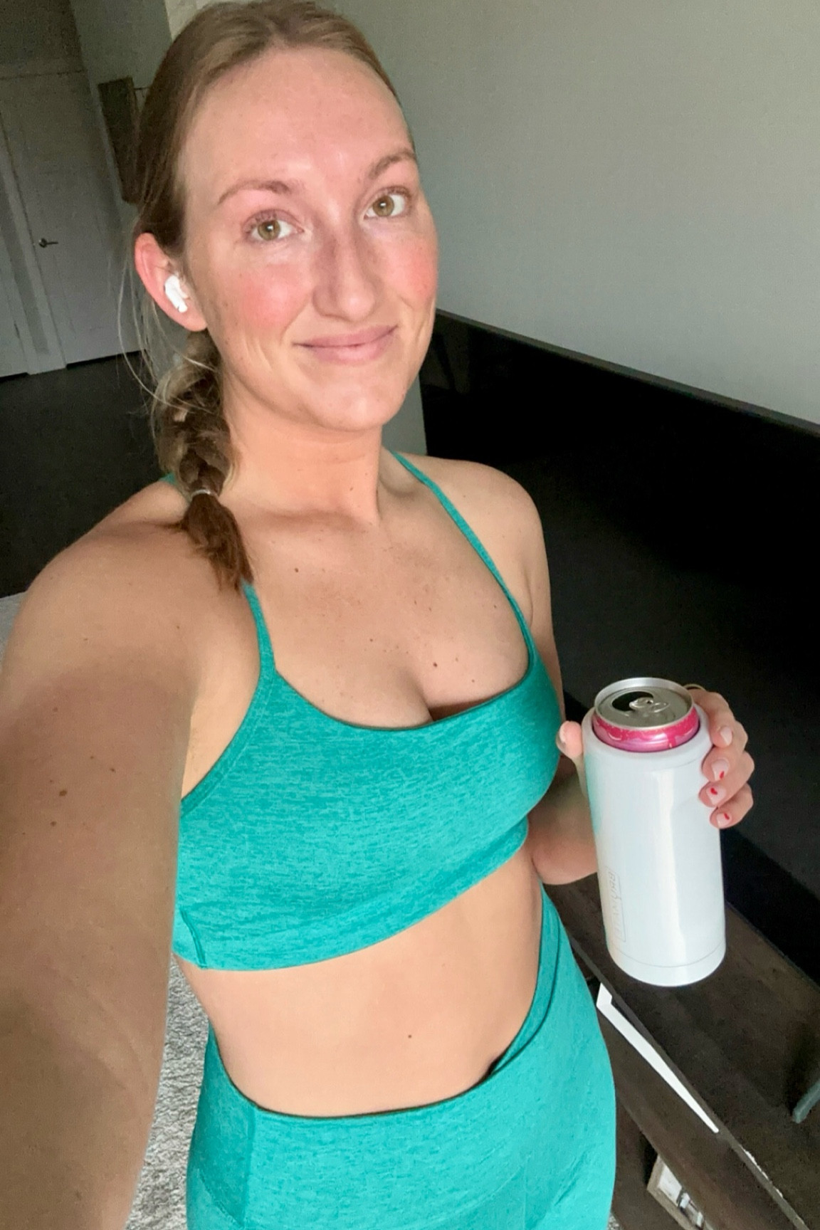 These Old Navy activewear sets are a must! Go get them before they are gone 😋

#LTKActive #LTKSaleAlert #LTKFitness