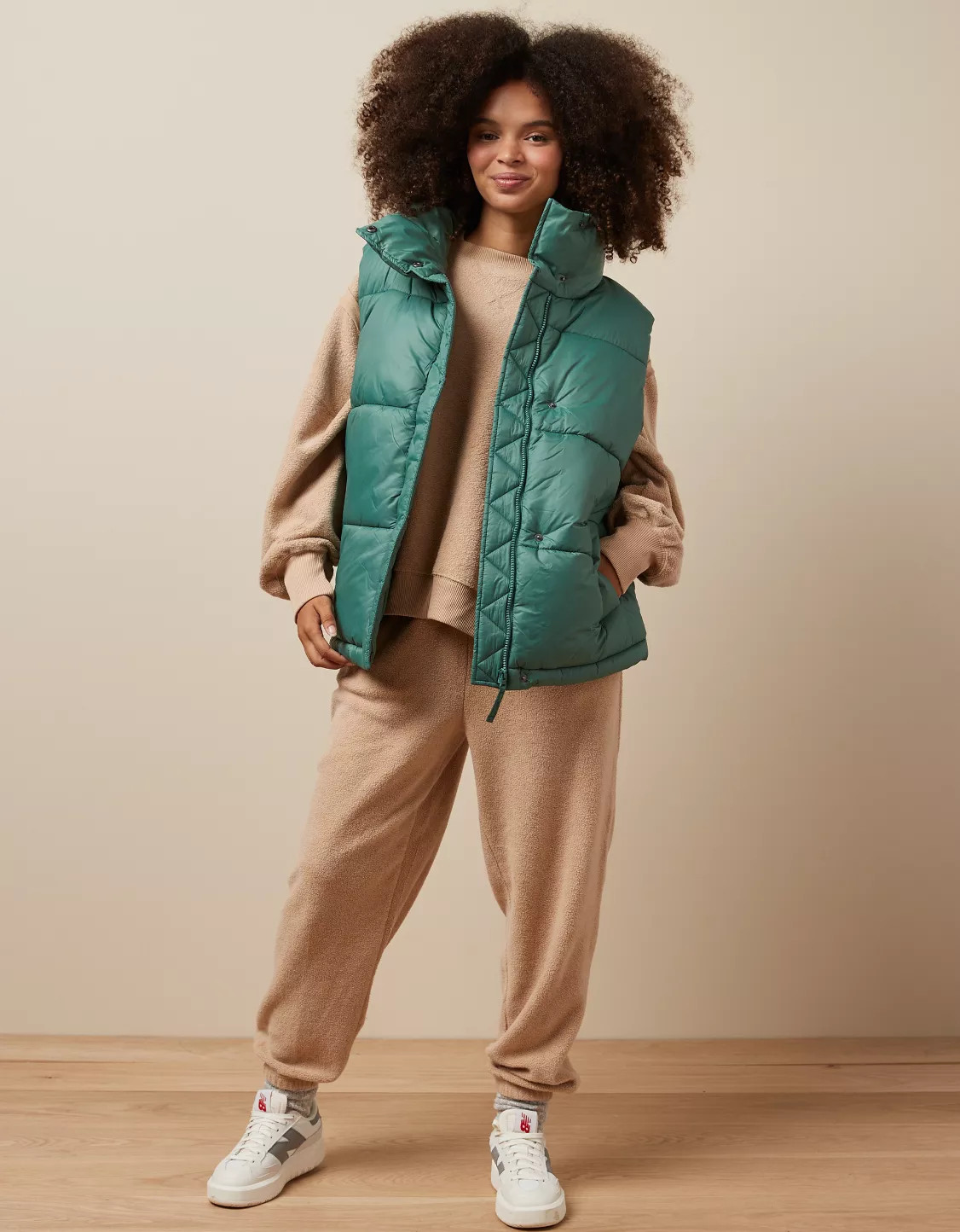 AE Oversized Puffer Vest | American Eagle Outfitters (US & CA)